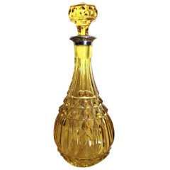 Art Deco French Bottle in Ground and Cut Yellow Crystal, 1930