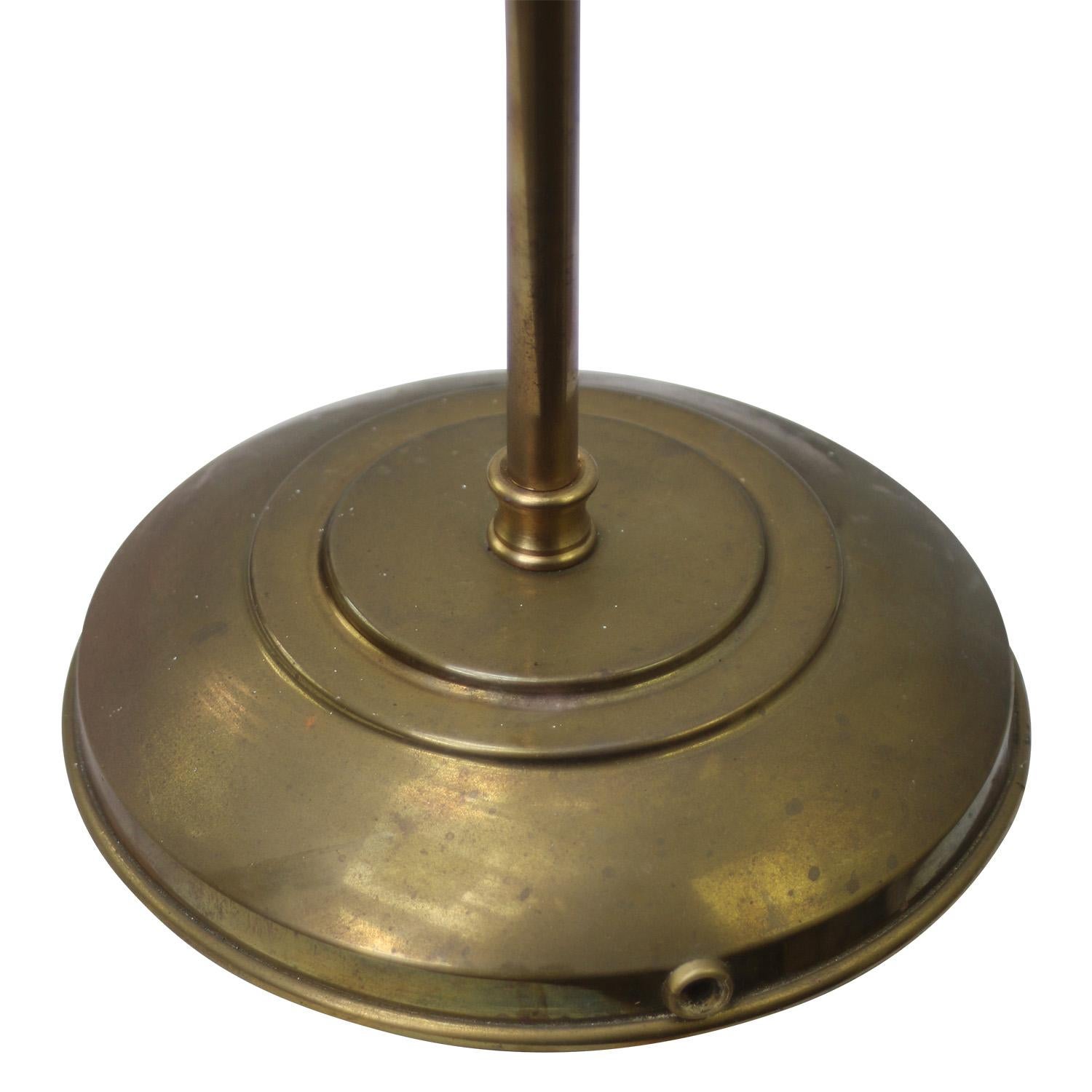 Art Deco Französisch Messing & Klarglas Tisch Schreibtisch Licht im Angebot 1