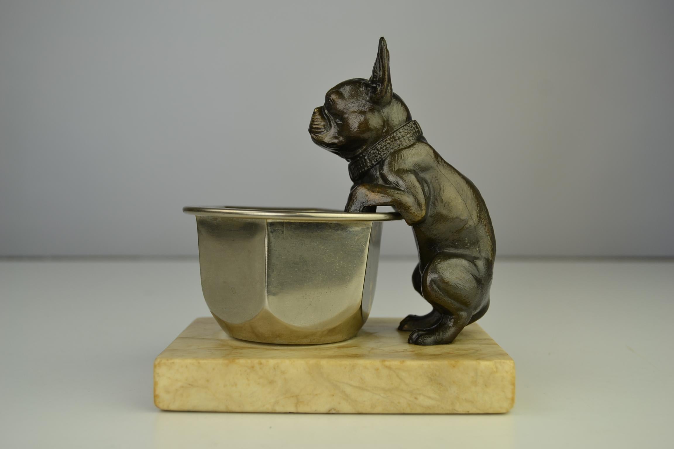 Art Deco French Bulldog Figurine Hanging over a Bowl Mounted on Marble Base  2