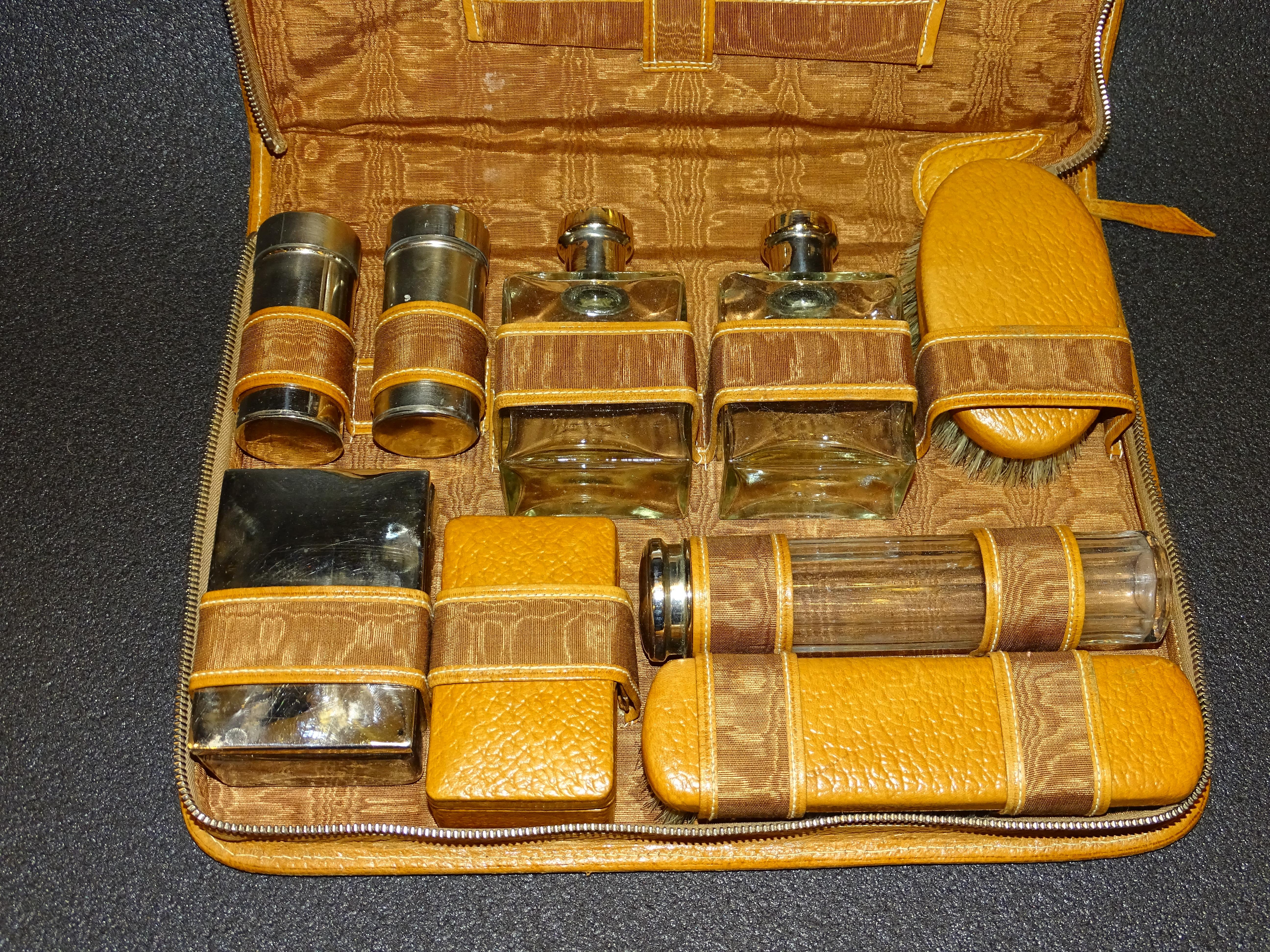 Beaded Art Deco French Case in Men’s Toilette Cognac Color Leather, 1930