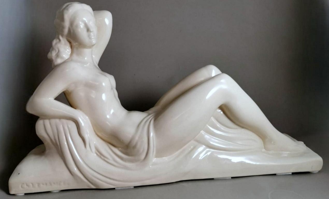 Französische Sain-Clement-Statue der Charles Lemanceau aus Keramik im Art déco-Stil im Angebot 1