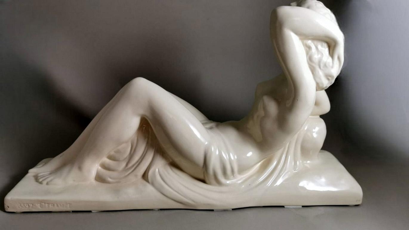 Französische Sain-Clement-Statue der Charles Lemanceau aus Keramik im Art déco-Stil im Angebot 2