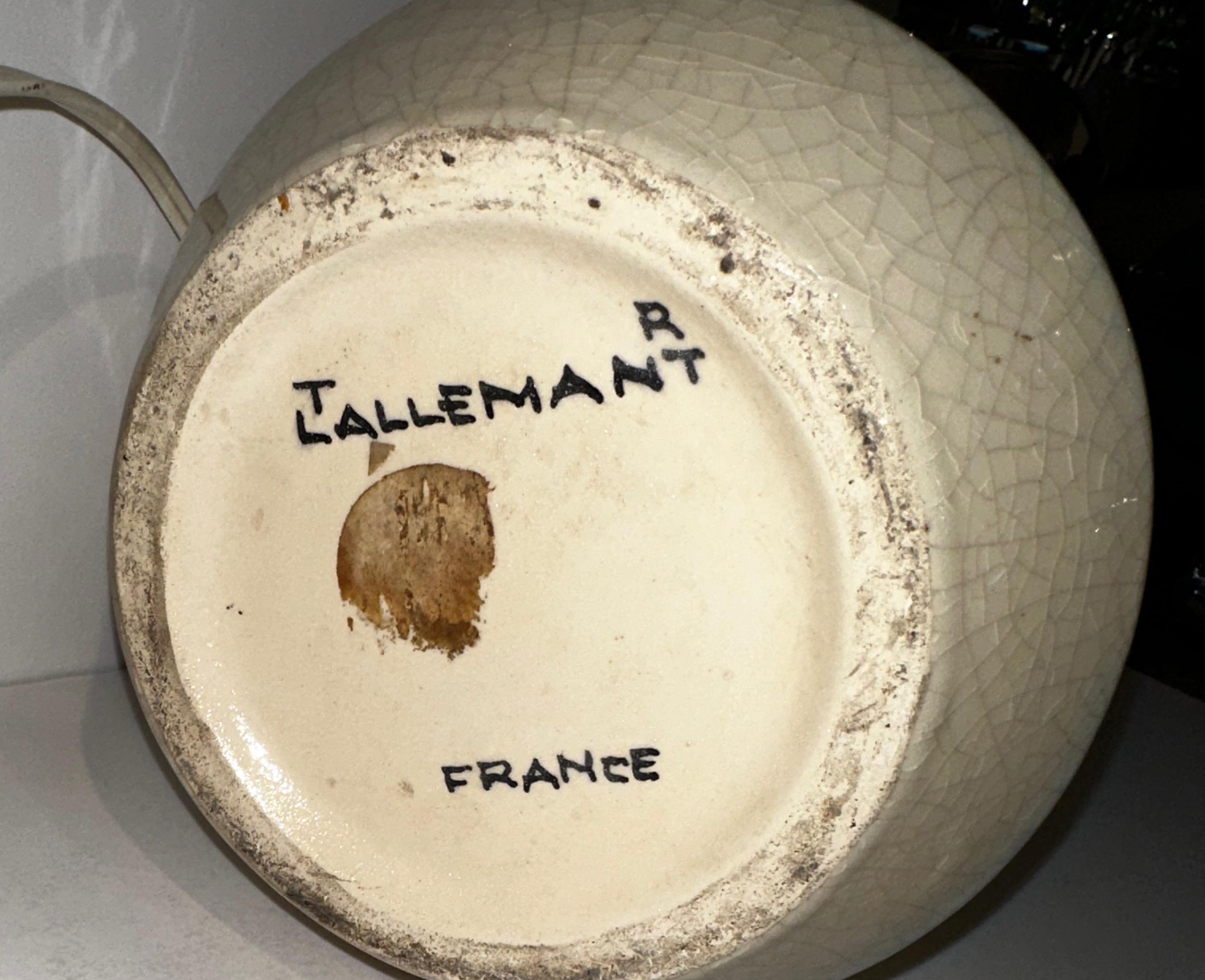Art déco Lampe de bureau à vase en céramique Art Déco français par Robert Lallemant en vente