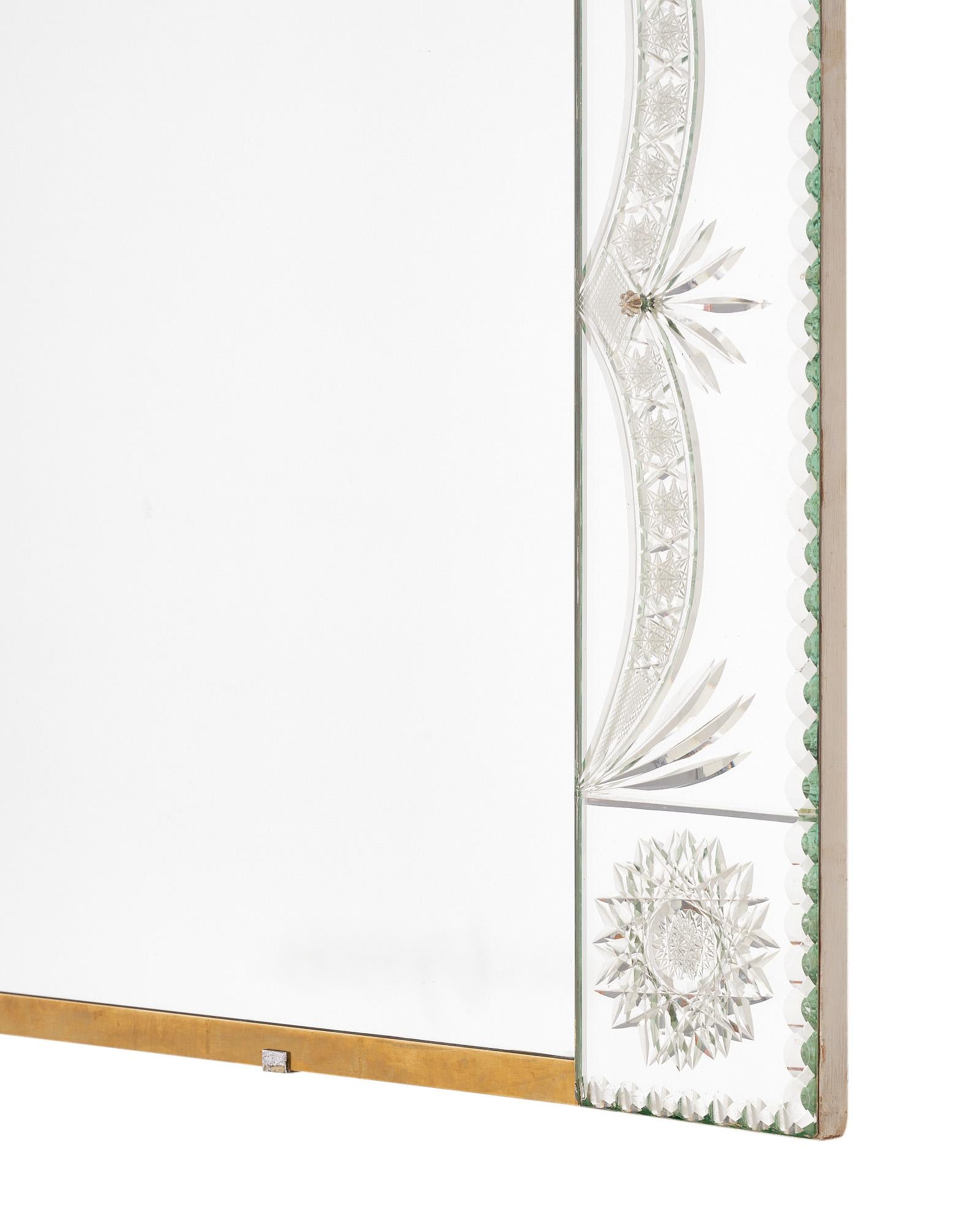 Art Deco French Chiseled Mantel Mirror, Años 40 en venta 2