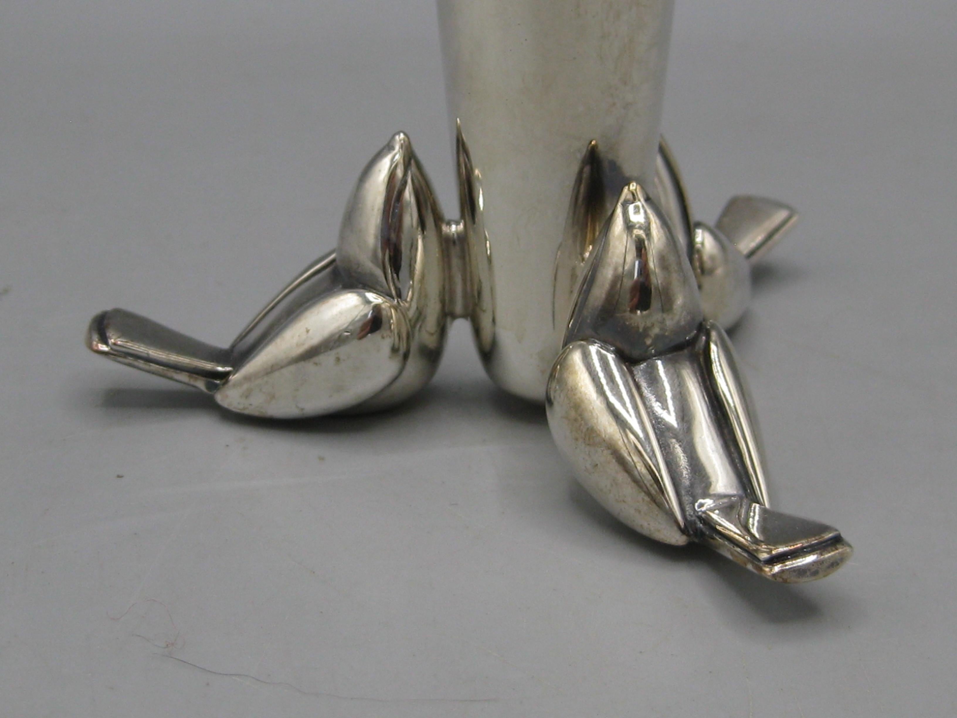 Jarrón de capullos de plata Christofle francés Art Déco Hecho en Francia en venta 7
