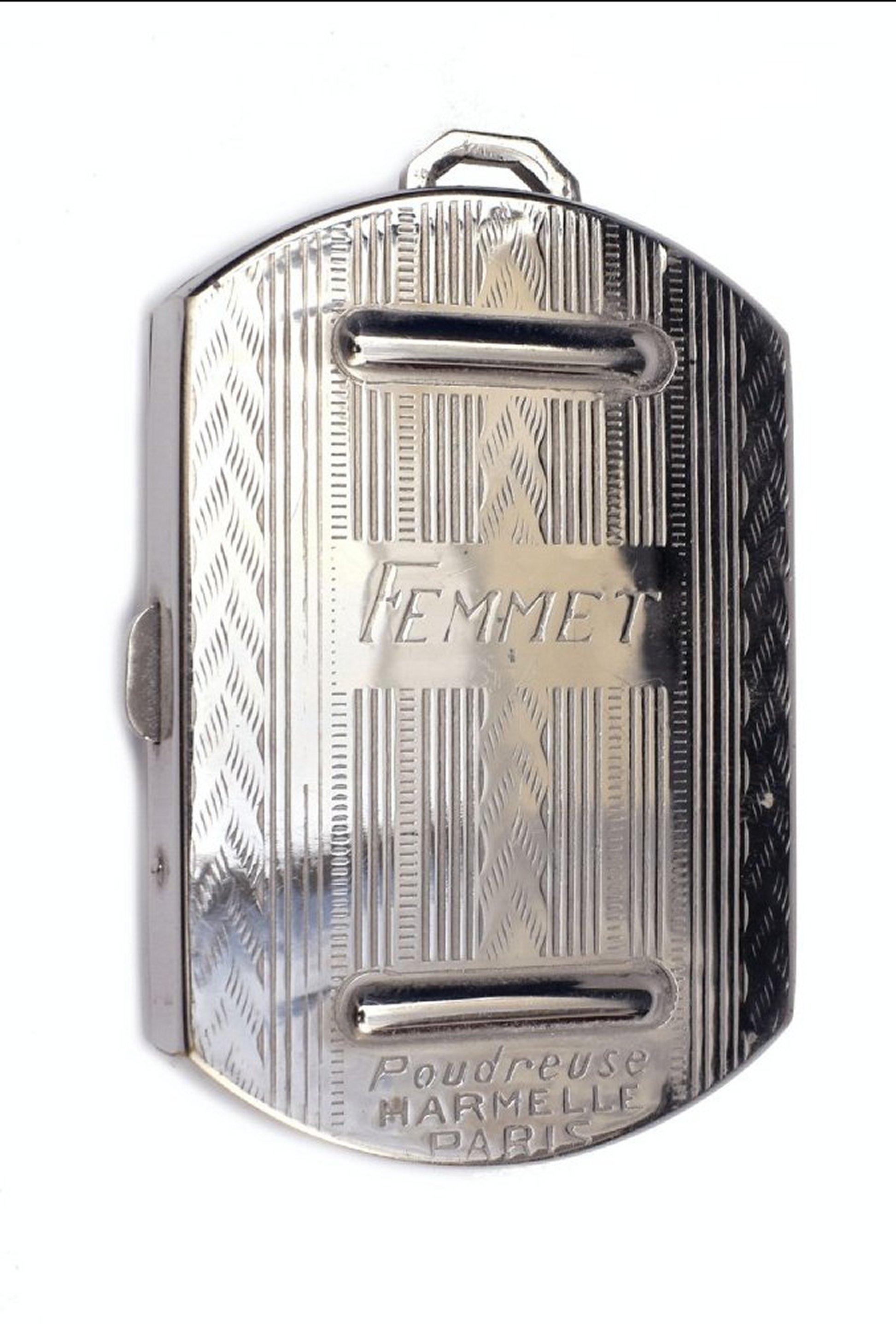 Polvera francesa Art Decó cromada y esmaltada, años 30 en Bueno estado para la venta en Devon, England