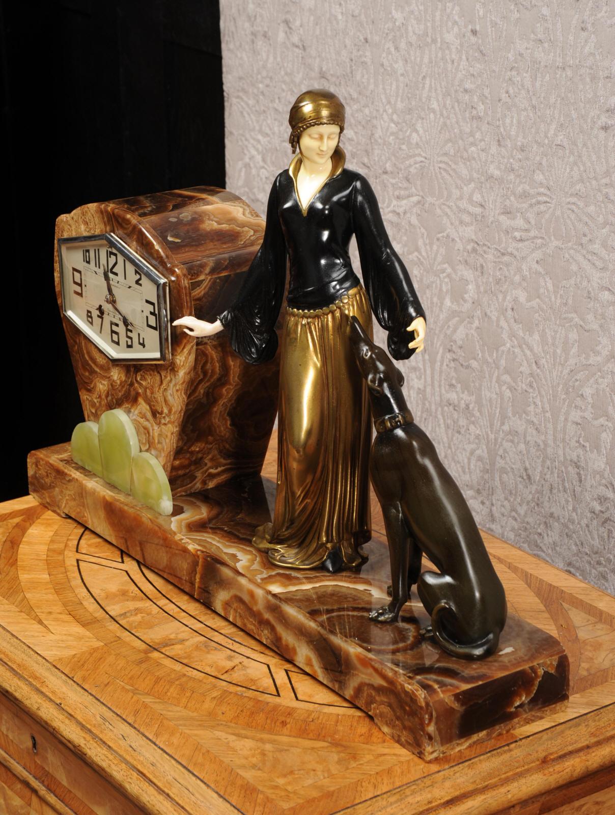 Art Deco French Clock by Menneville 'Ugo Cipriani, 1897 – 1960' In Good Condition In Belper, Derbyshire