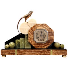 Horloge française Art Déco:: Onyx et Bronze par F. H. Danvin