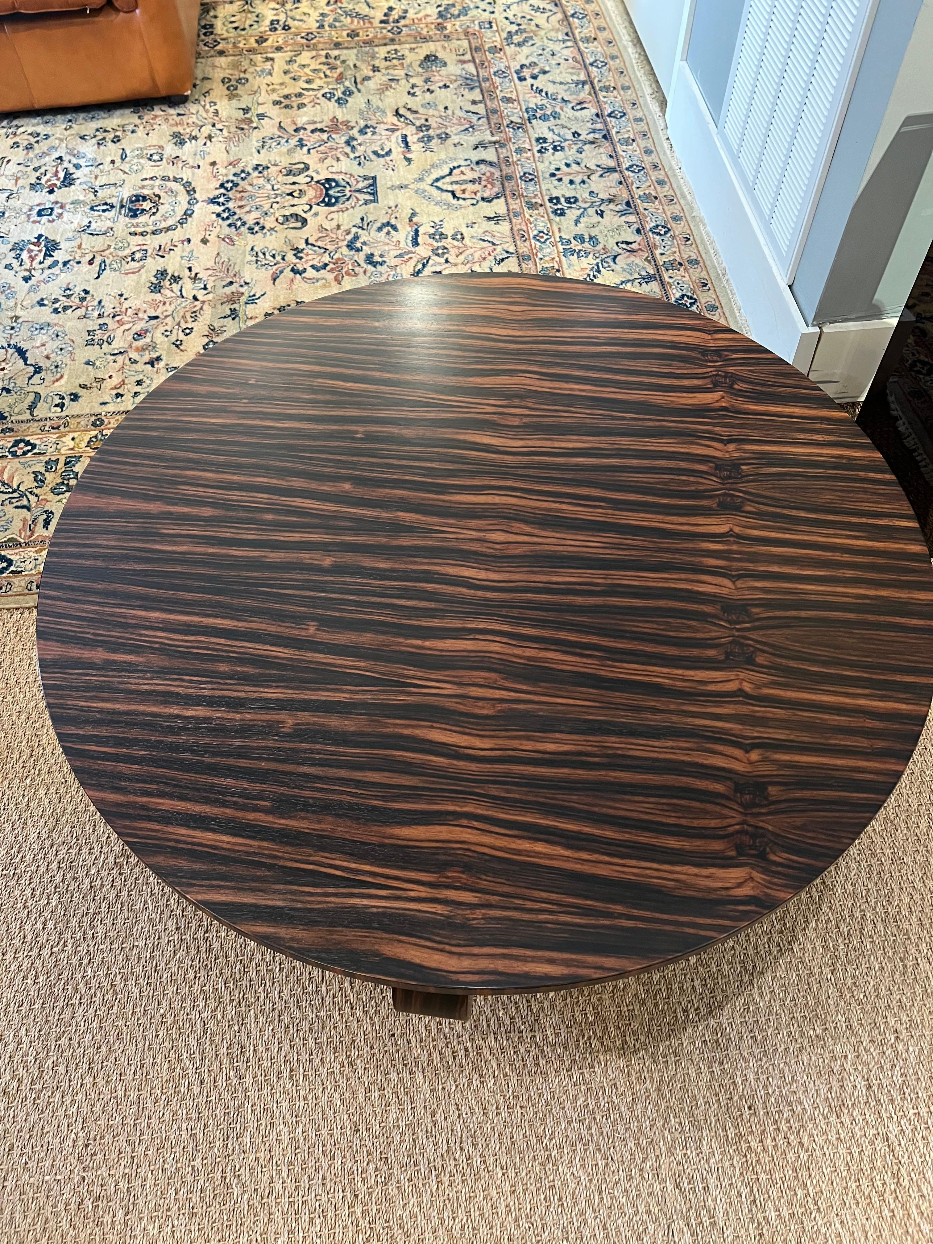 Art Deco French Coffee Table In Macassar For Sale 1