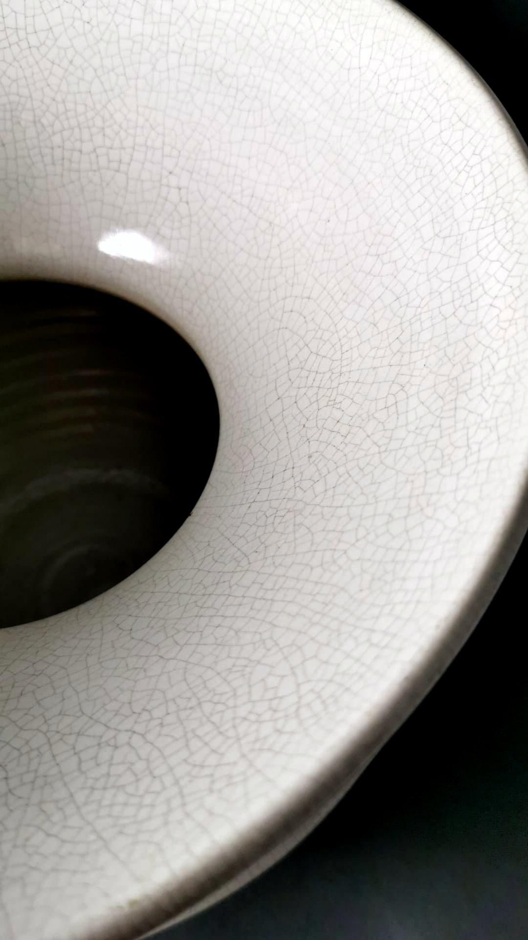 Art Deco French Craquelé White Ceramic Vase For Sale 8