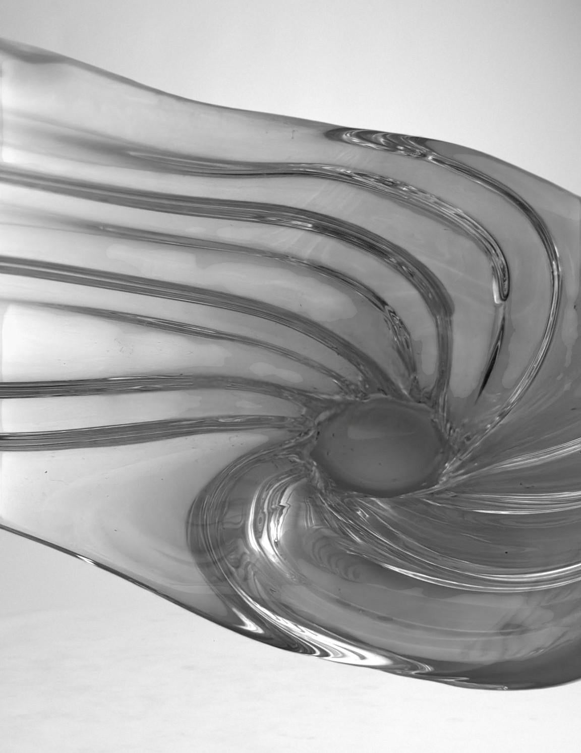 Centre de table en cristal français Art Deco, produit dans la région de Vannes-Le-Châtel en vente 5