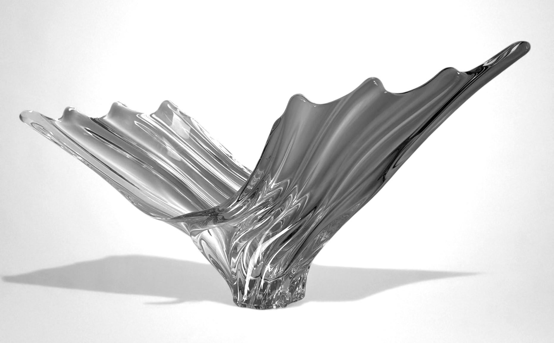 20ième siècle Centre de table en cristal français Art Deco, produit dans la région de Vannes-Le-Châtel en vente