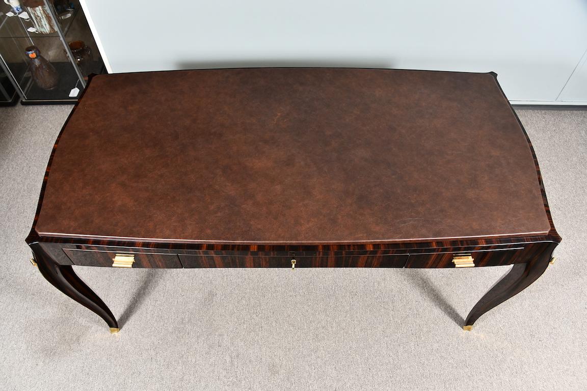 Art Deco French Desk in Macassar with a Leather Top In Good Condition In Houston, TX
