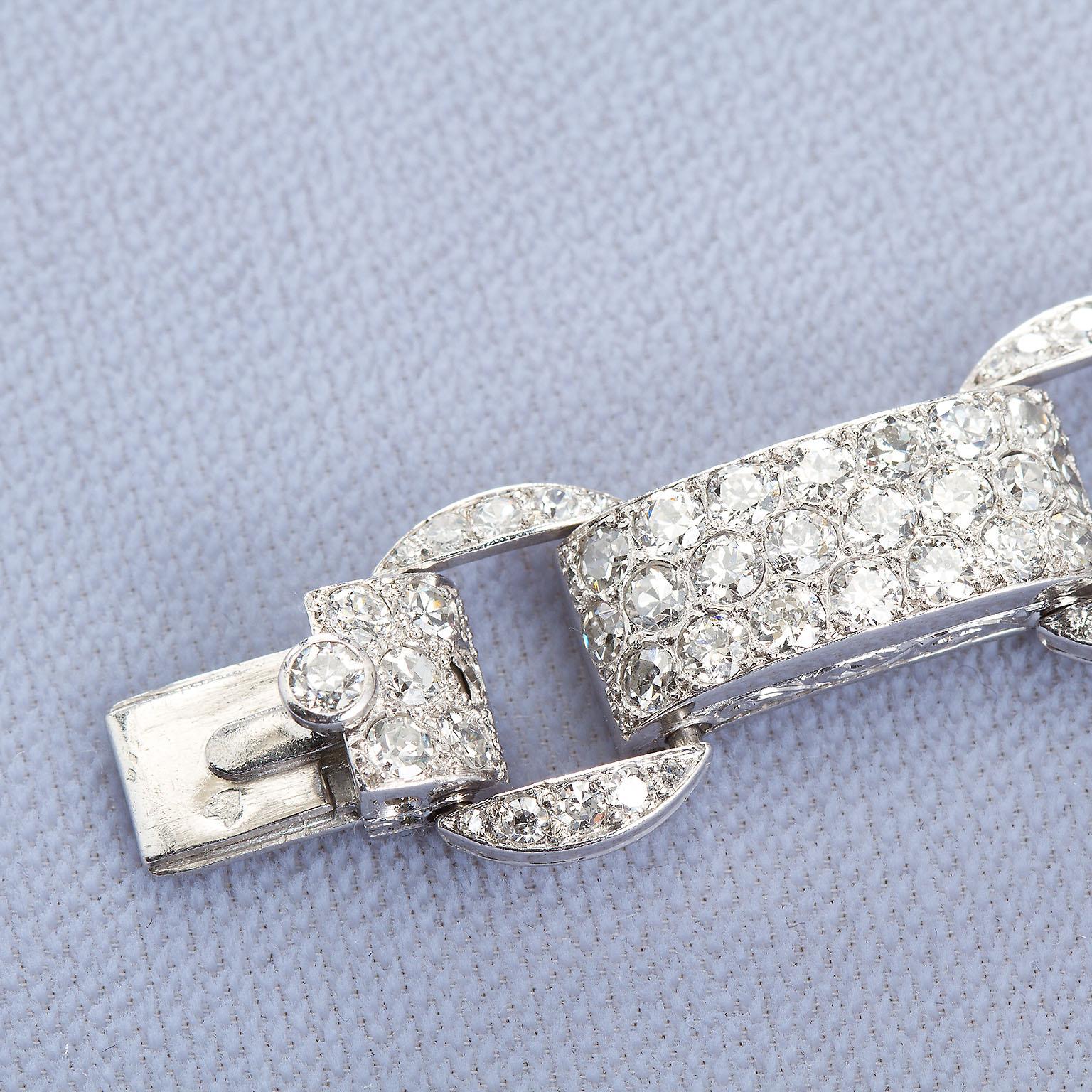 Art Deco French Diamond Link Pave Bracelet 18.50 Carat set in Platinum For Sale 5