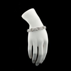 Art Deco French Diamond Link Pave Bracelet 18.50 Carat set in Platinum