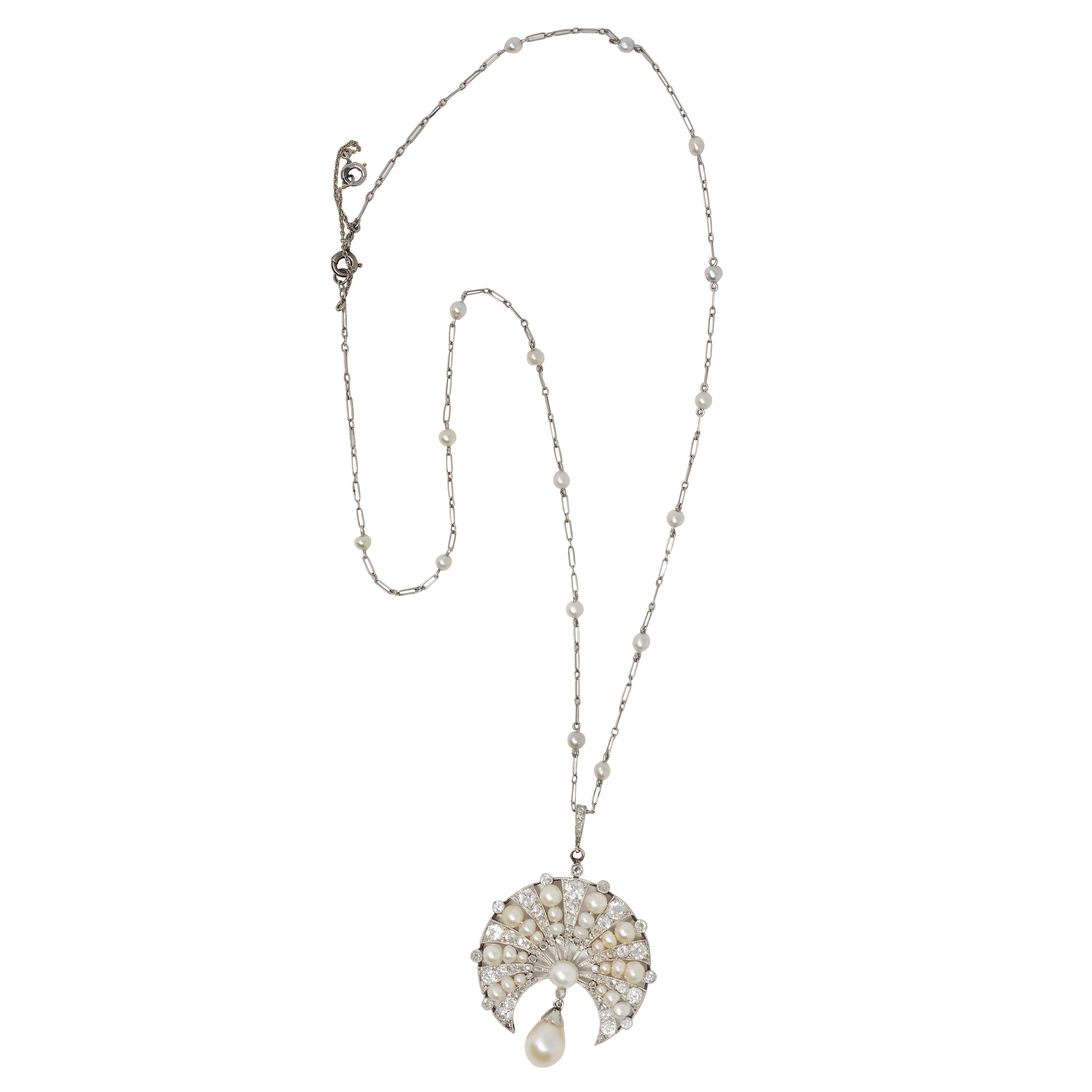 Art Deco French Diamond Natural Pearl Platinum Antique Fan Pendant Necklace In Excellent Condition For Sale In Philadelphia, PA