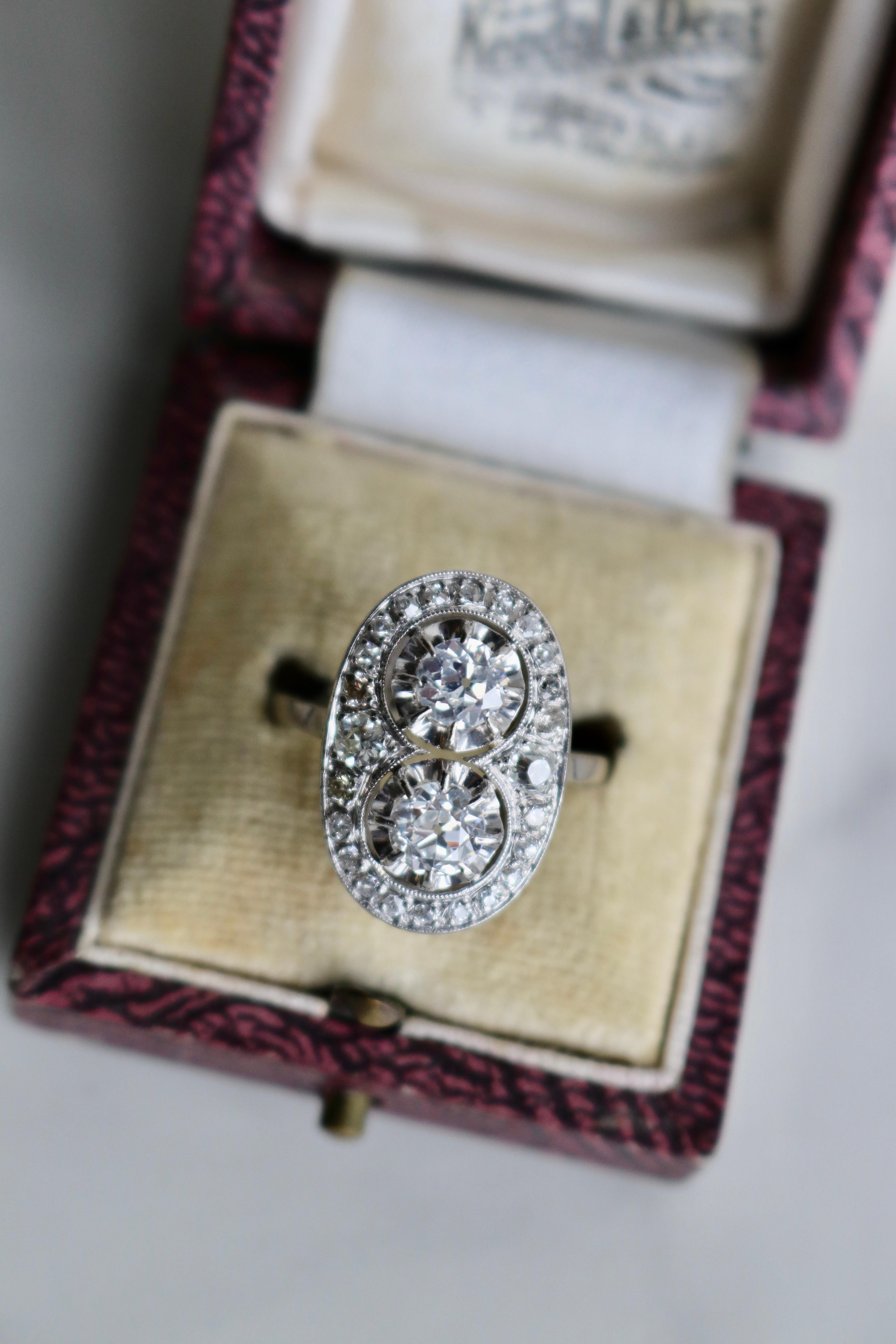 Art Deco French Diamond Platinum Toi et Moi Ring 1