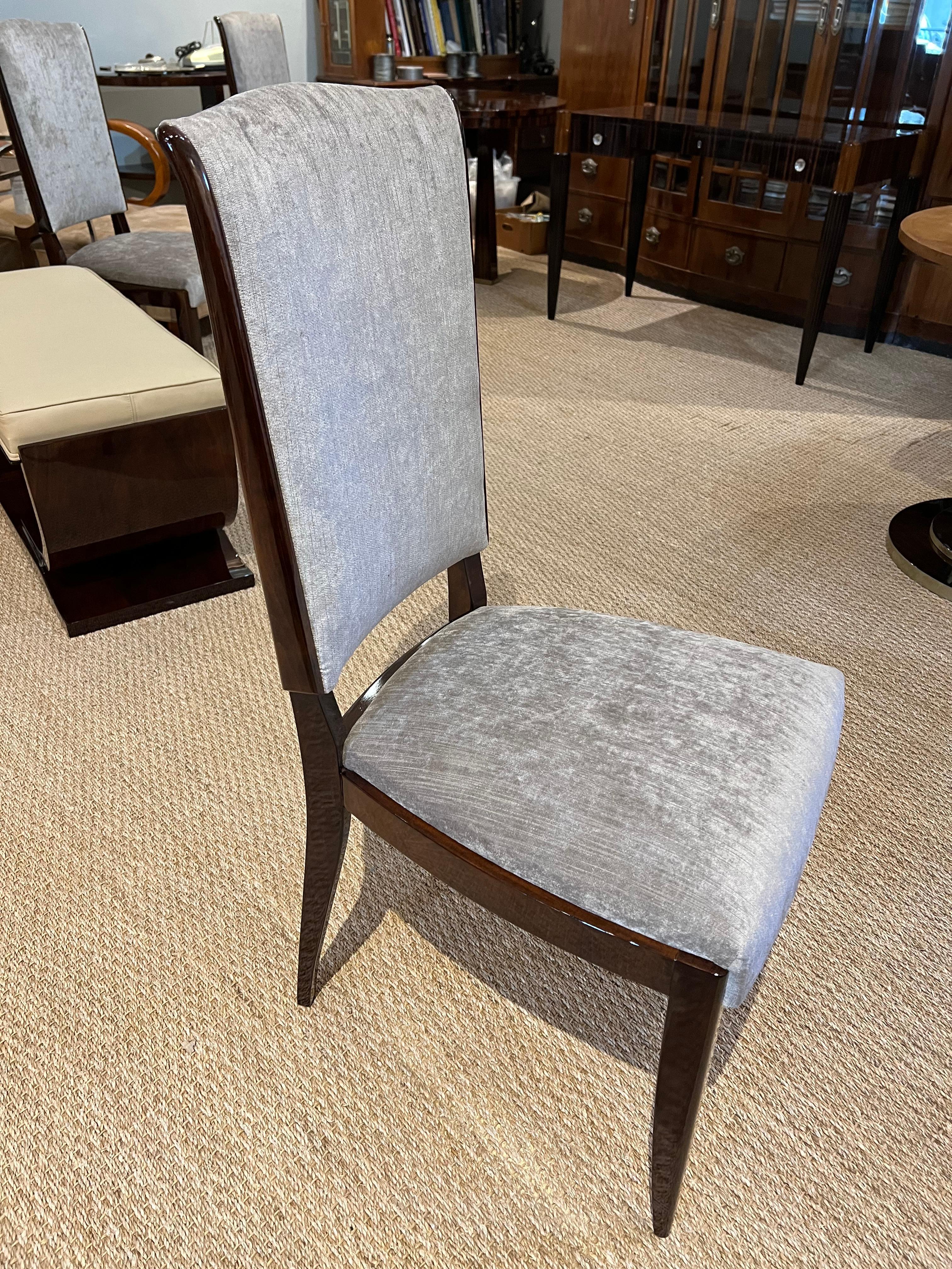 Art Deco French Dining Chair in Walnut In Excellent Condition In Houston, TX