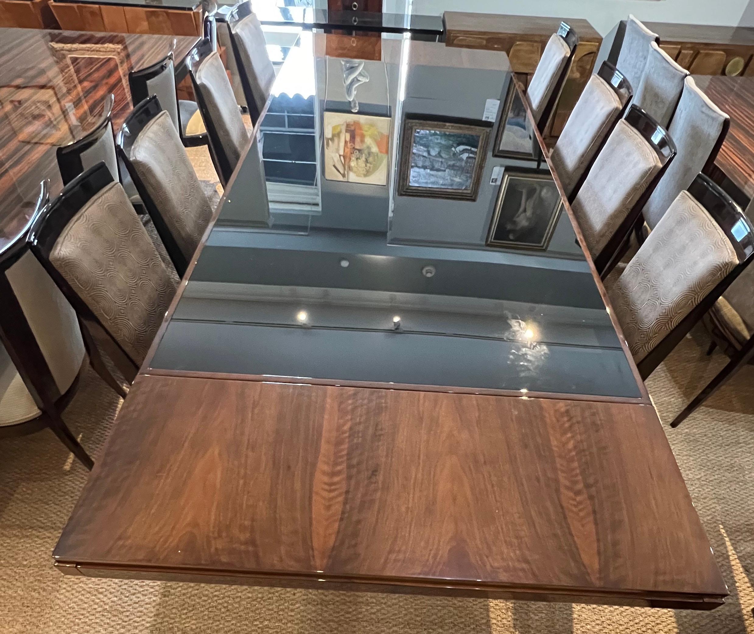 Table de salle à manger Art Déco French Room en noyer avec plateau en verre en vente 6