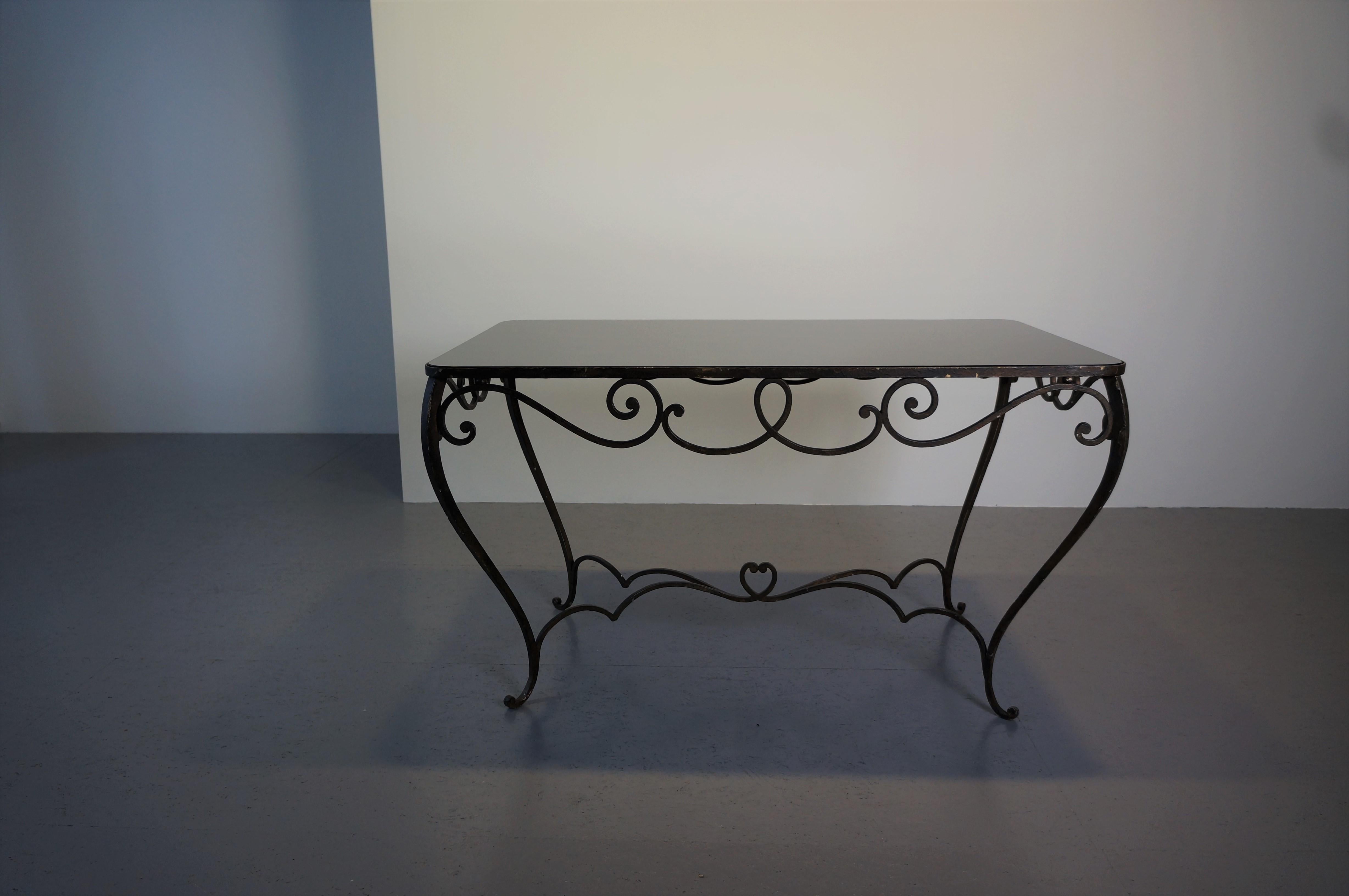 French Art Deco Wrought Iron Dining Table with Black Colored Glass, 1930s In Fair Condition For Sale In Munich, DE
