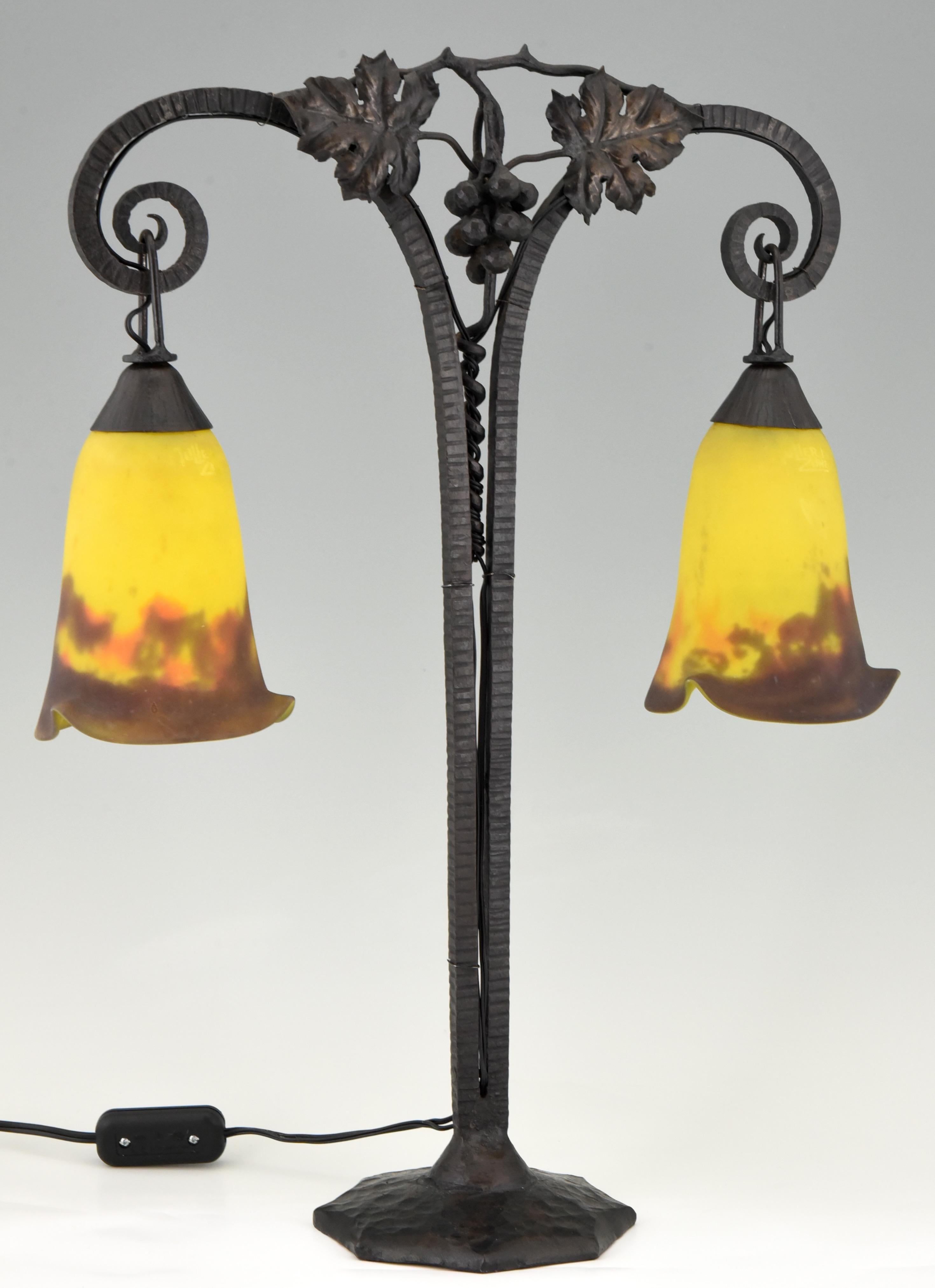 Art Deco French Double Pâte De Verre Glass & Iron Table Lamp Müller Frères, 1930 2