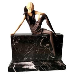 Vintage Art Deco French Flapper Girl Sculpture In Bronze And Marquinia Marble