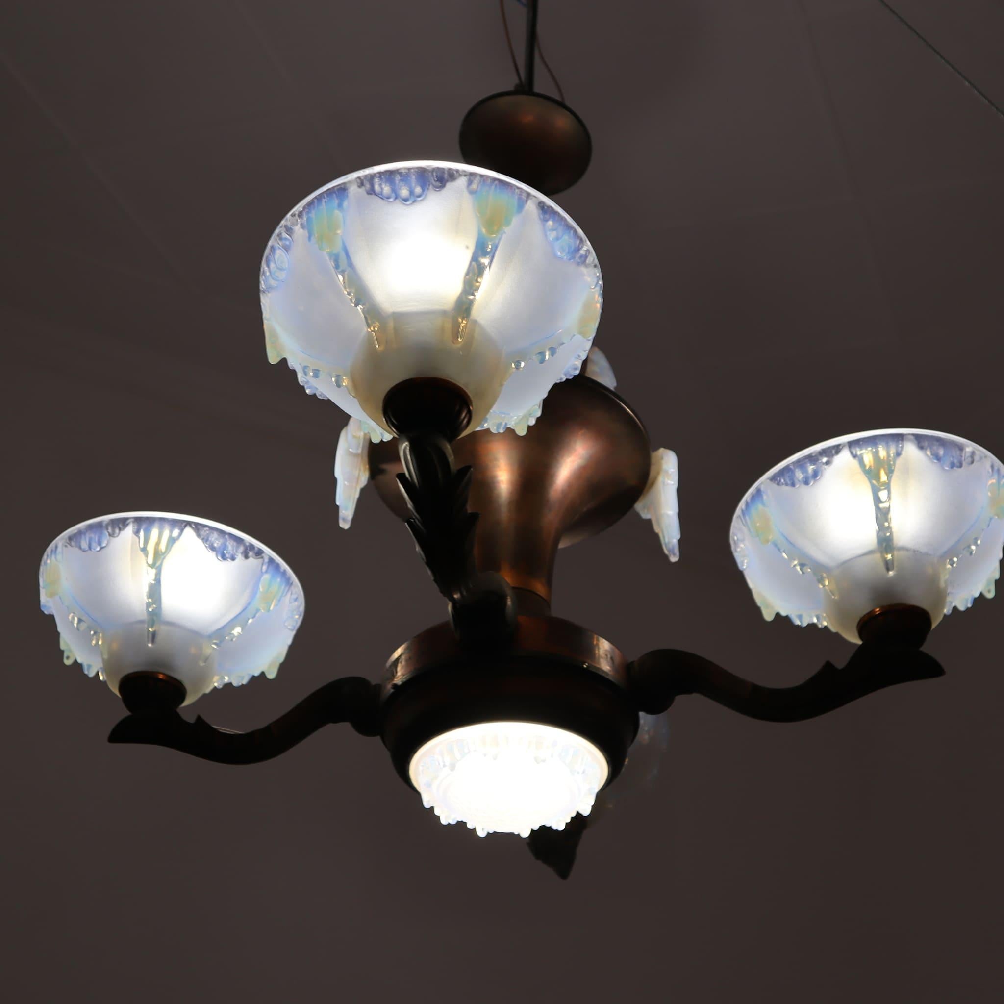 Mid-20th Century Art deco french frosted opalescent glass copper chandelier by Ezan, 1930s For Sale