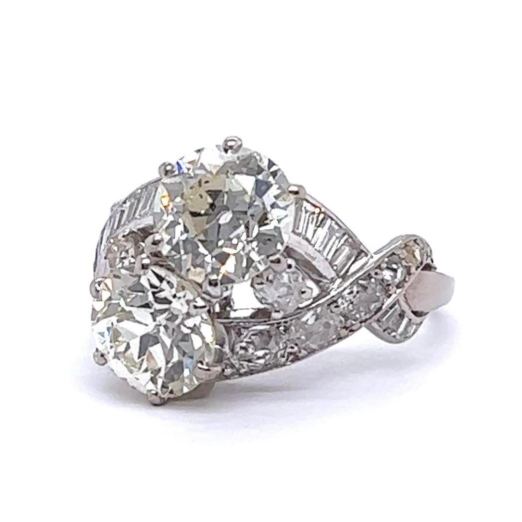 Women's or Men's Art Deco French GIA 2.33/2.25 Carat OEC Diamond Platinum Toi et Moi Ring