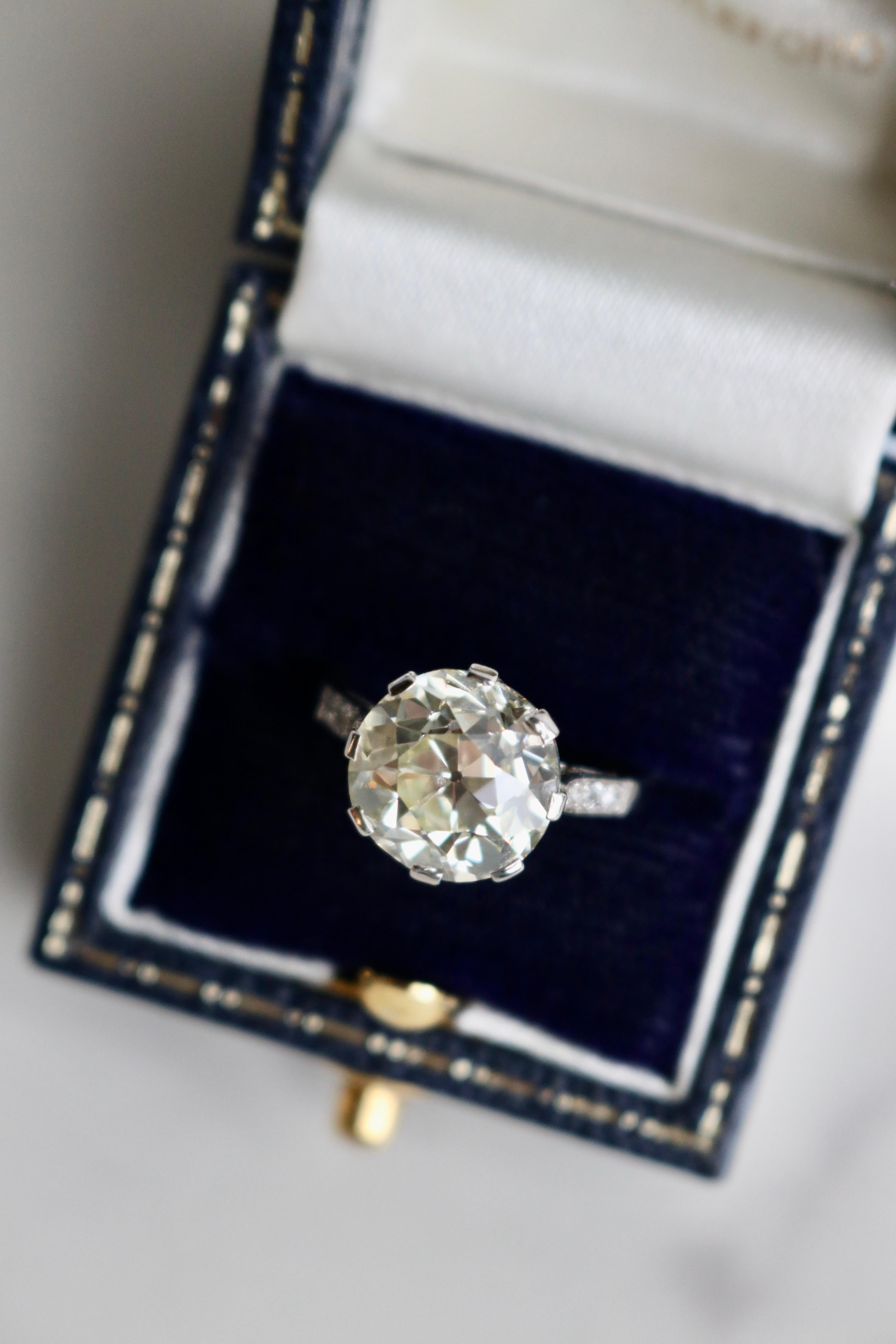 Art Deco French GIA 4.77 Carat Old European Cut Diamond Platinum Ring 2