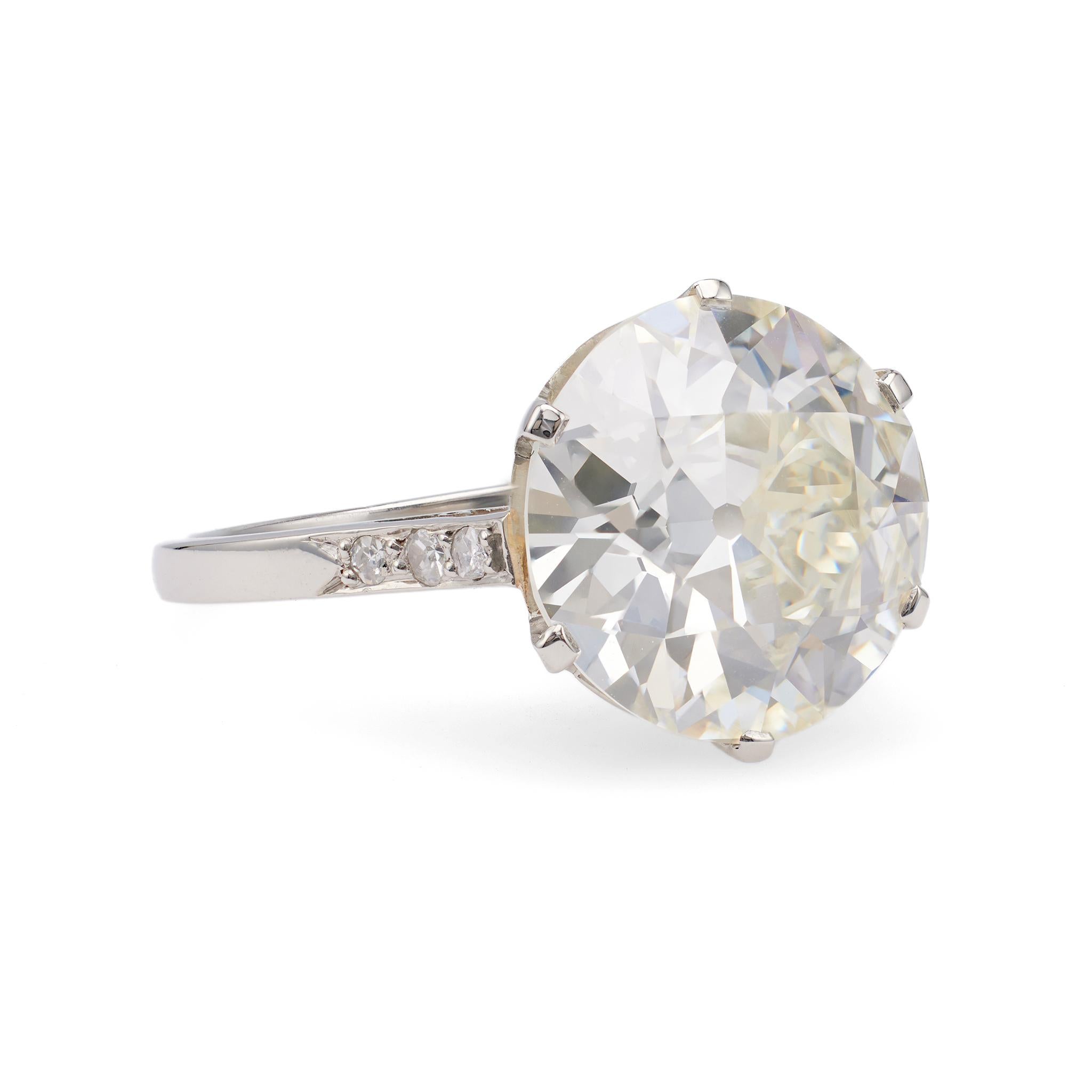 Women's or Men's Art Deco French GIA 5.12 Carat Old European Cut Diamond Platinum Ring For Sale