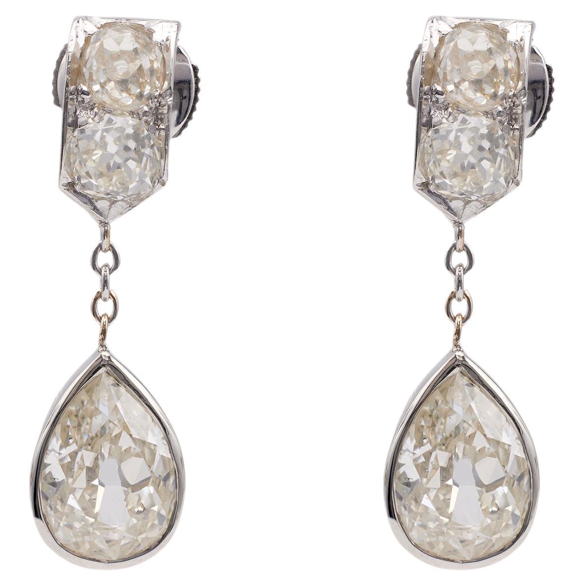 Art Deco French GIA 5.50 Carat Total Weight Diamond Platinum Drop Earrings For Sale