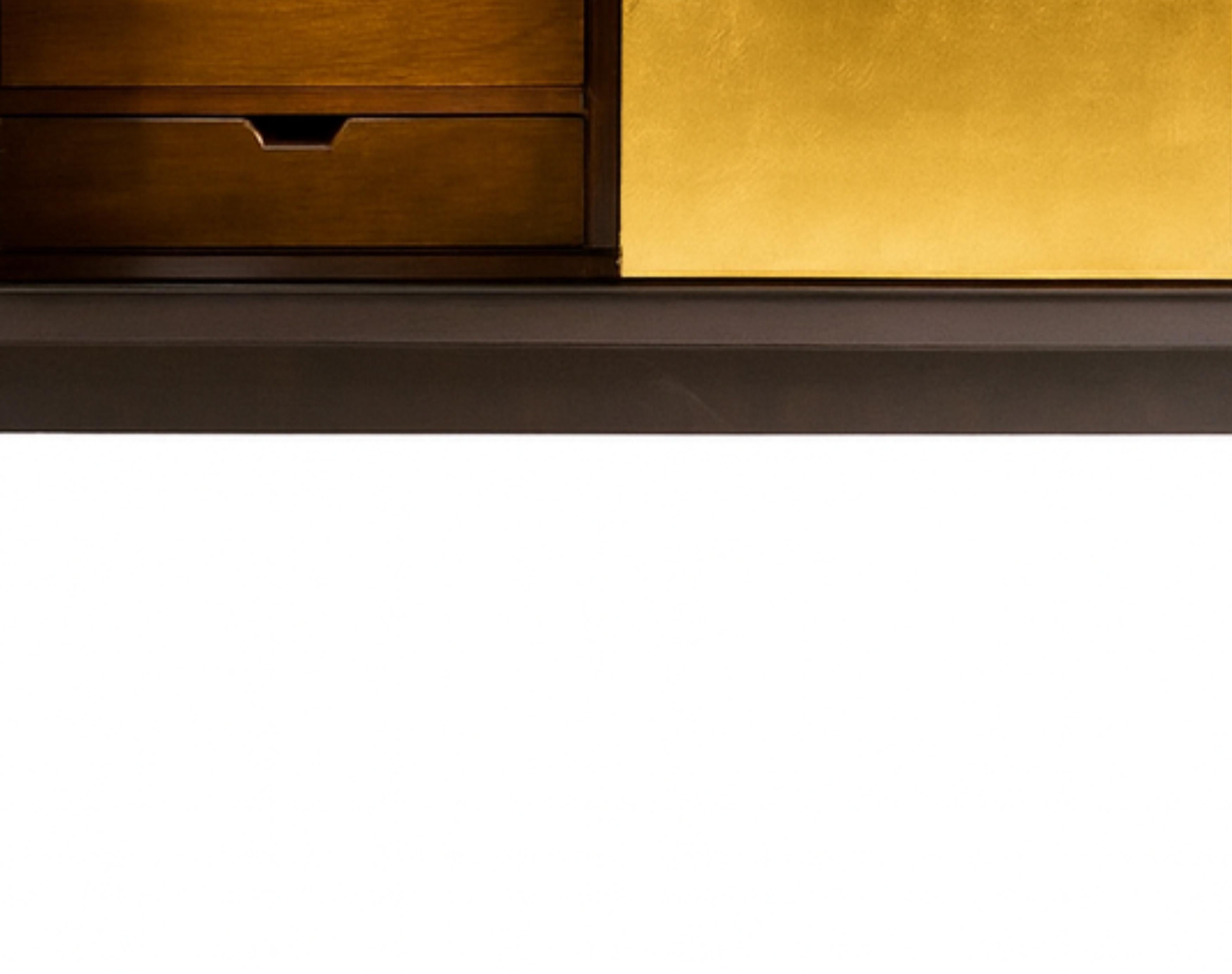 Credenza Art Déco francese in noce dorato, 20° secolo in vendita 4