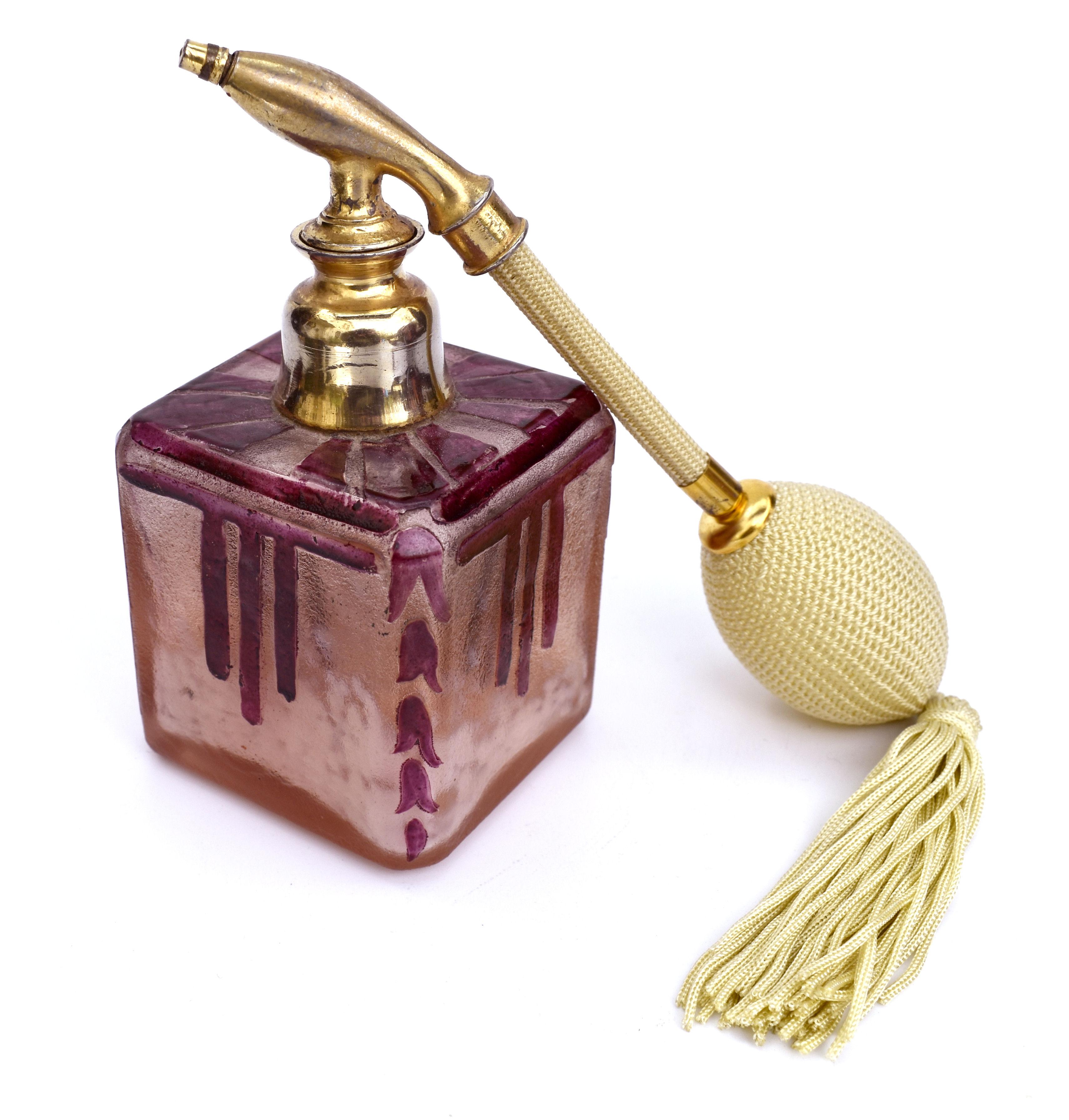 English Art Deco French Glass Atomizer, Signed, circa 1930 For Sale