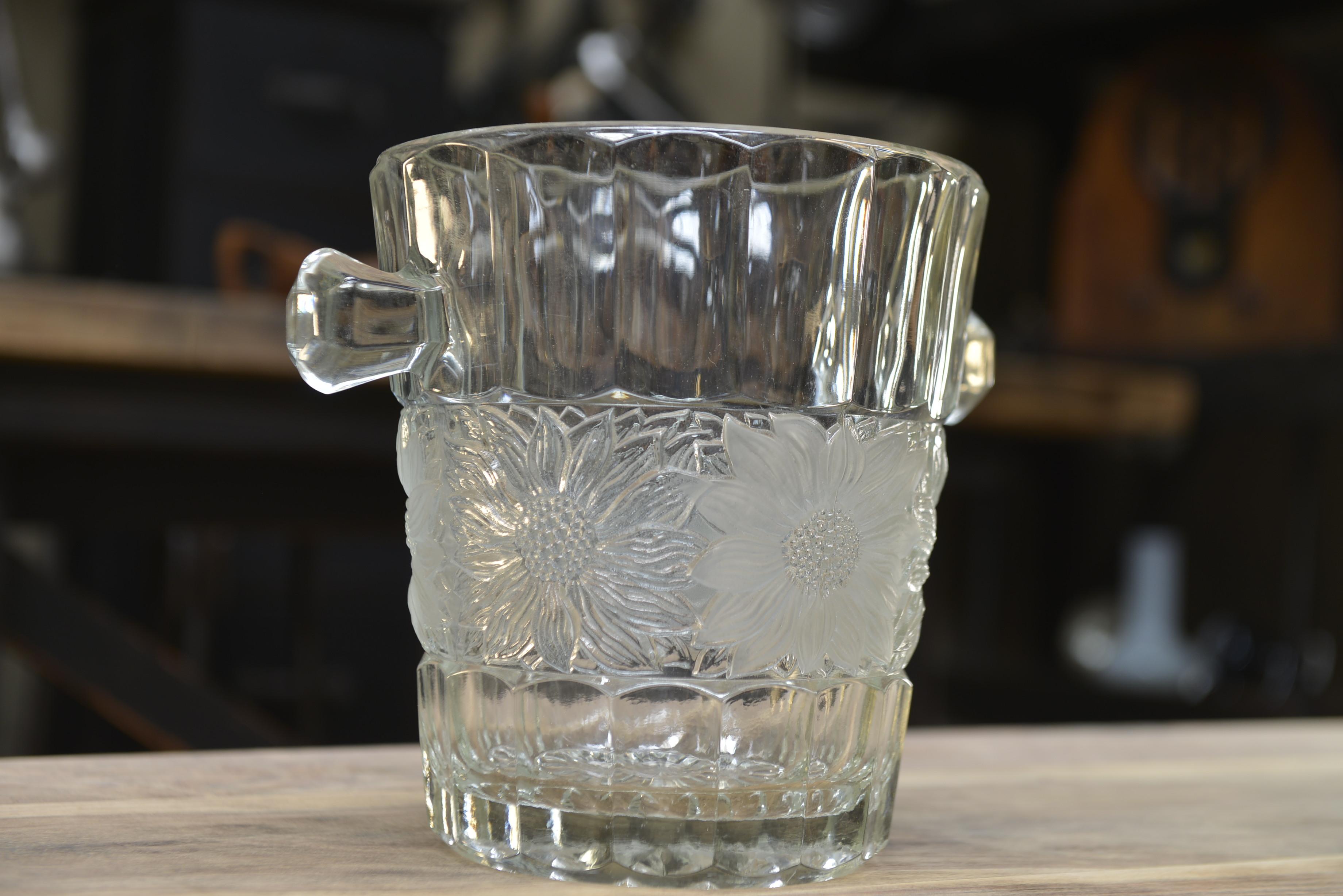European Art Déco French Glass Champagne Bucket, circa 1930 For Sale