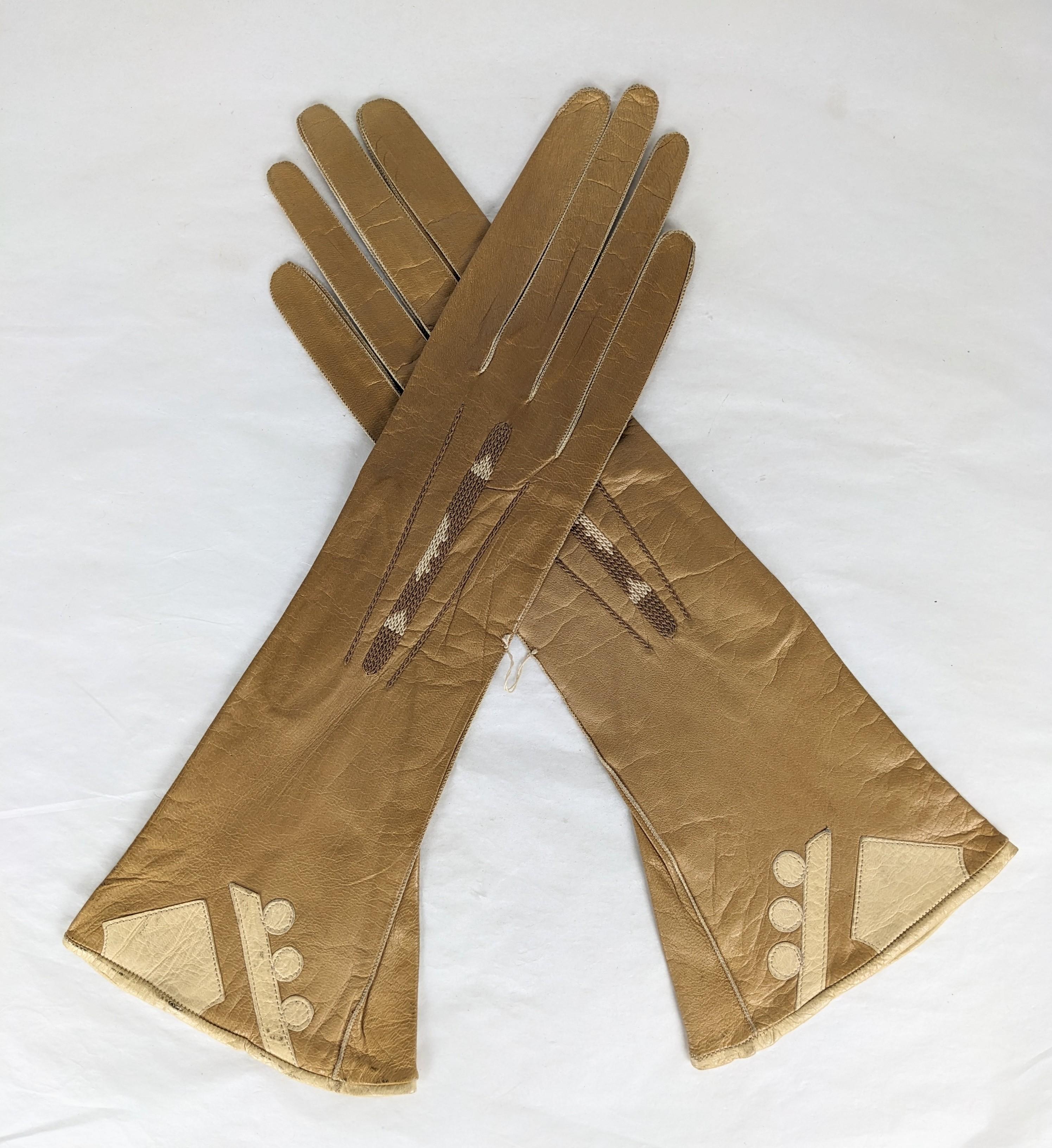 Art Deco French Gloves, Unworn In Excellent Condition For Sale In New York, NY