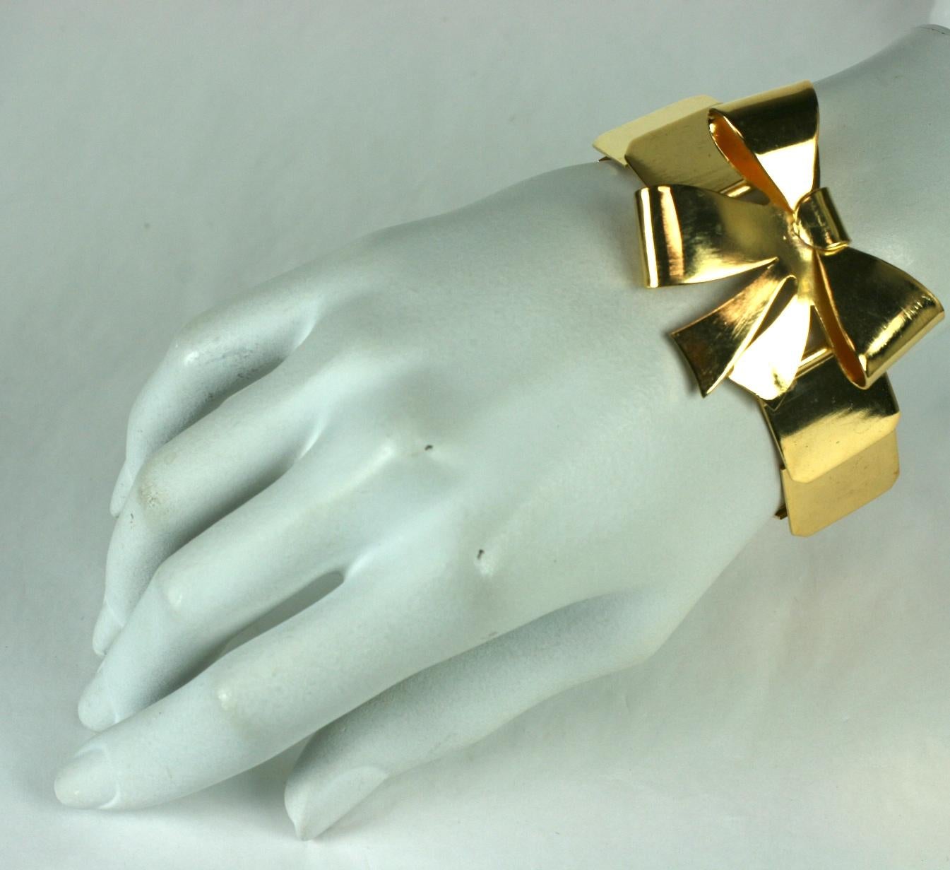 Art Deco French Gold Bow Knot Bracelet For Sale 1