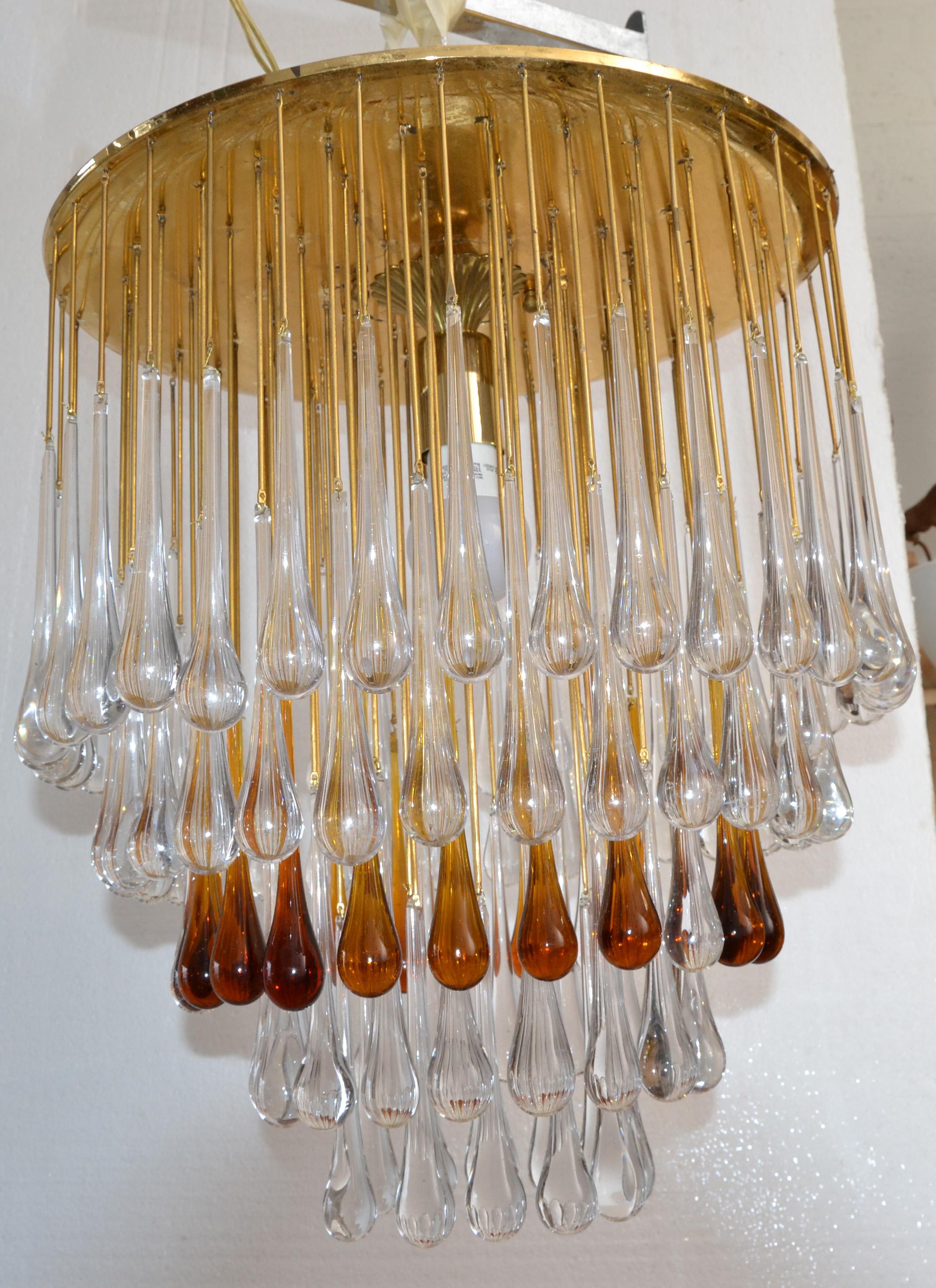 Art Deco French Gold Leaf Crystal Tear Drop Chandelier in Amber and Clear 1940 For Sale 4