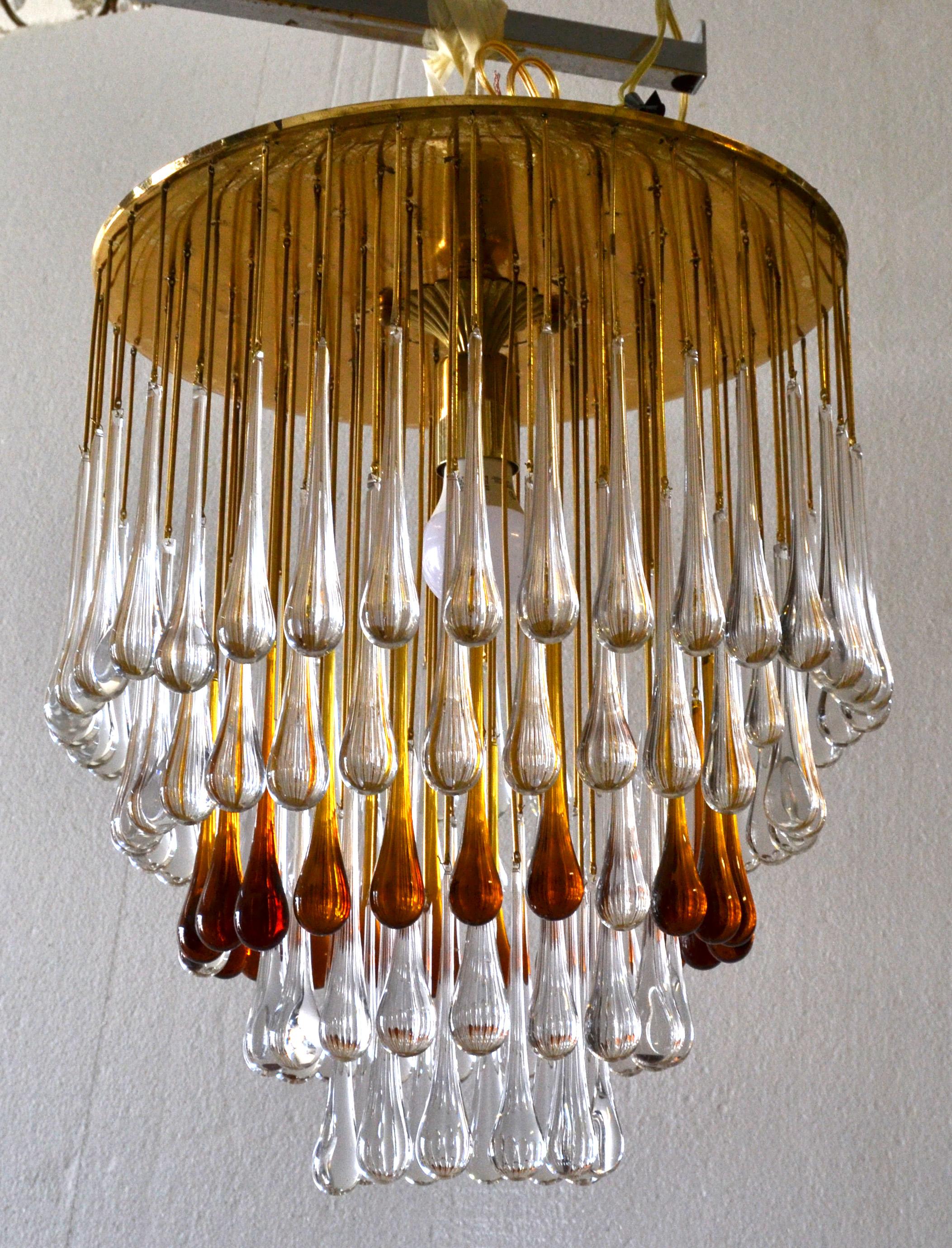 Art Deco French Gold Leaf Crystal Tear Drop Chandelier in Amber and Clear 1940 For Sale 1