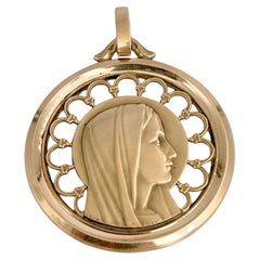 Antique Art Deco French Grun 18 Karat Gold Virgin Mary Medal Pendant
