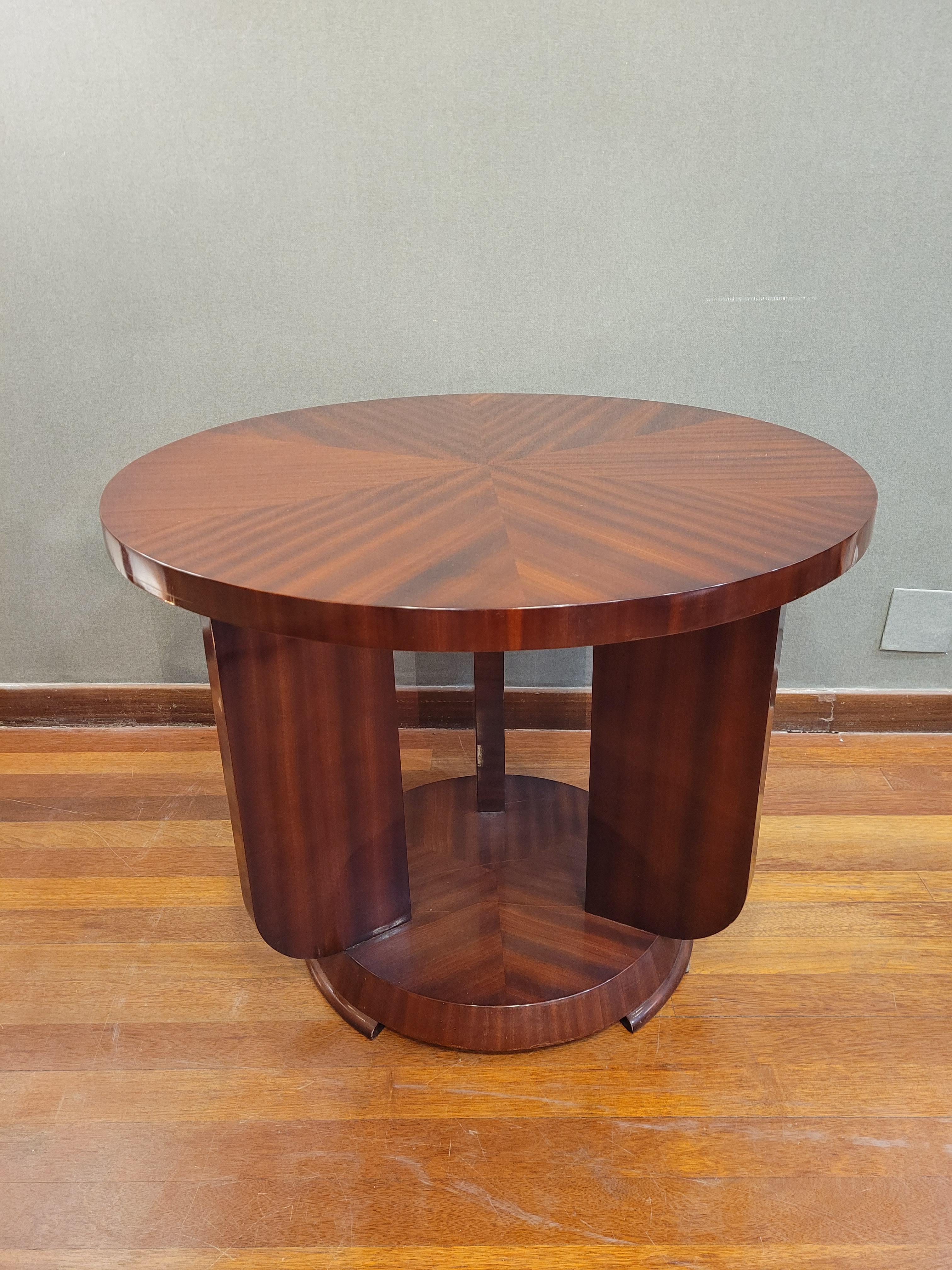 Art Deco French Gueridon, Dining Table, Wood In Good Condition For Sale In Valladolid, ES