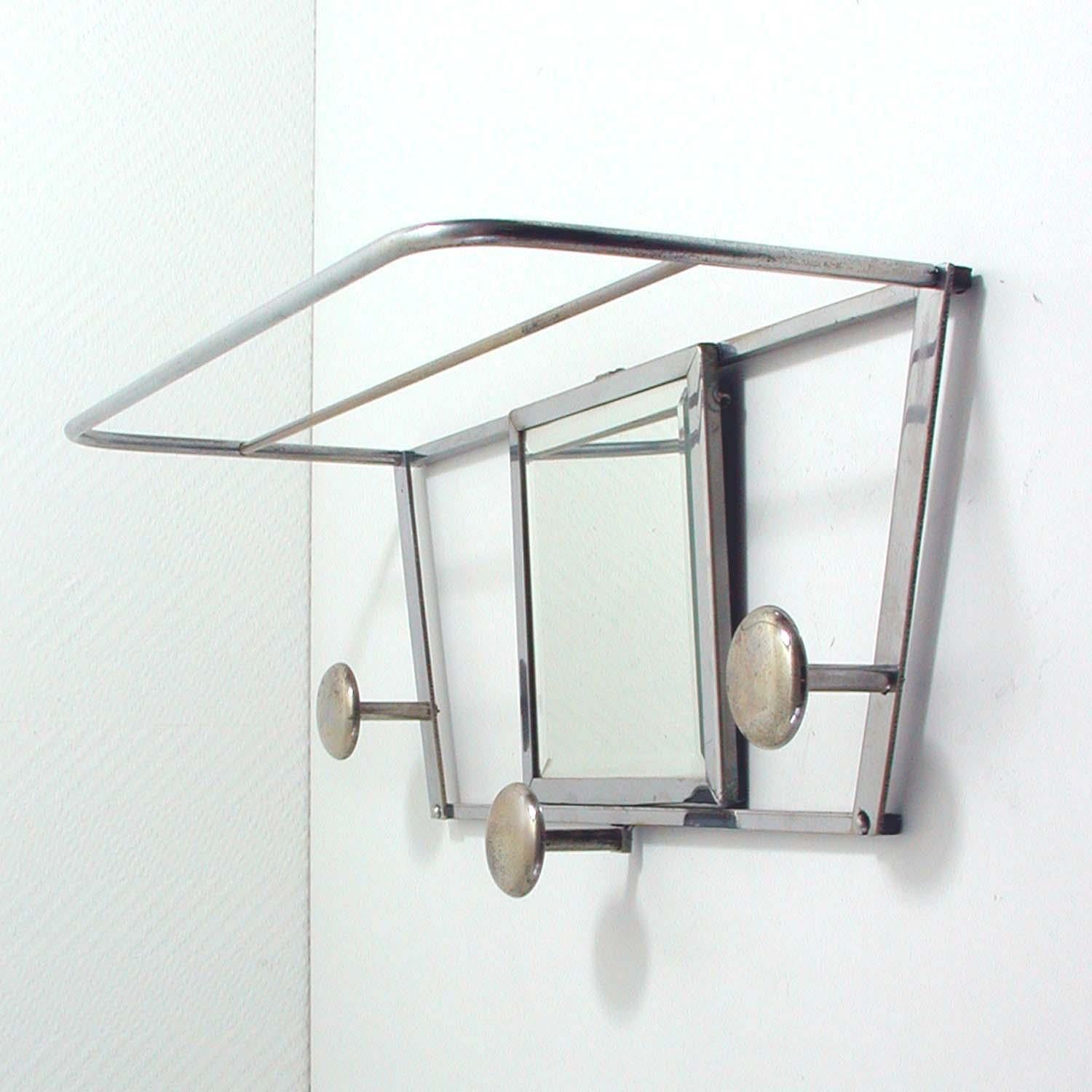 Mid-Century Modern Art Deco French Industrial Chrome Coat and Hat Rack with Mirror, 1930s