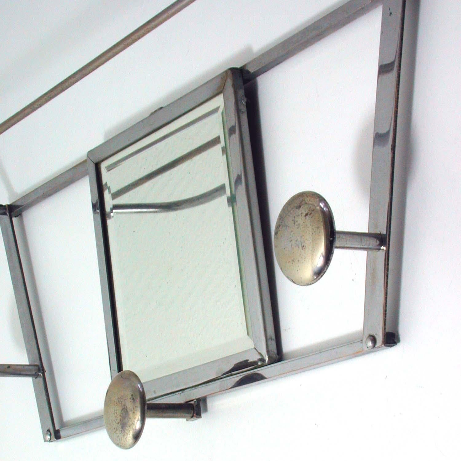 Mid-20th Century Art Deco French Industrial Chrome Coat and Hat Rack with Mirror, 1930s