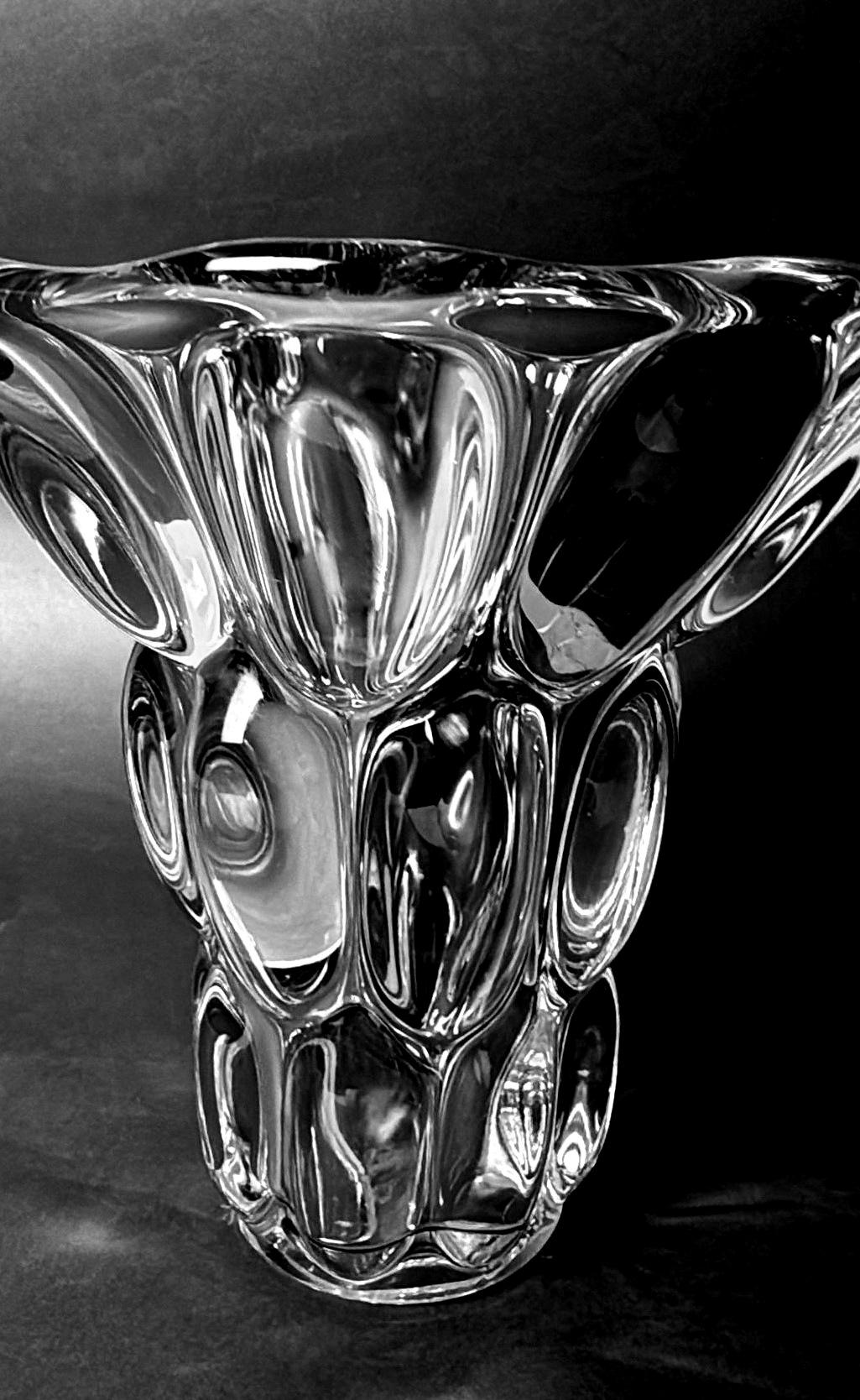 Art Deco, French Lead Crystal Vase In The Vannes-Le-Châtel Style 8