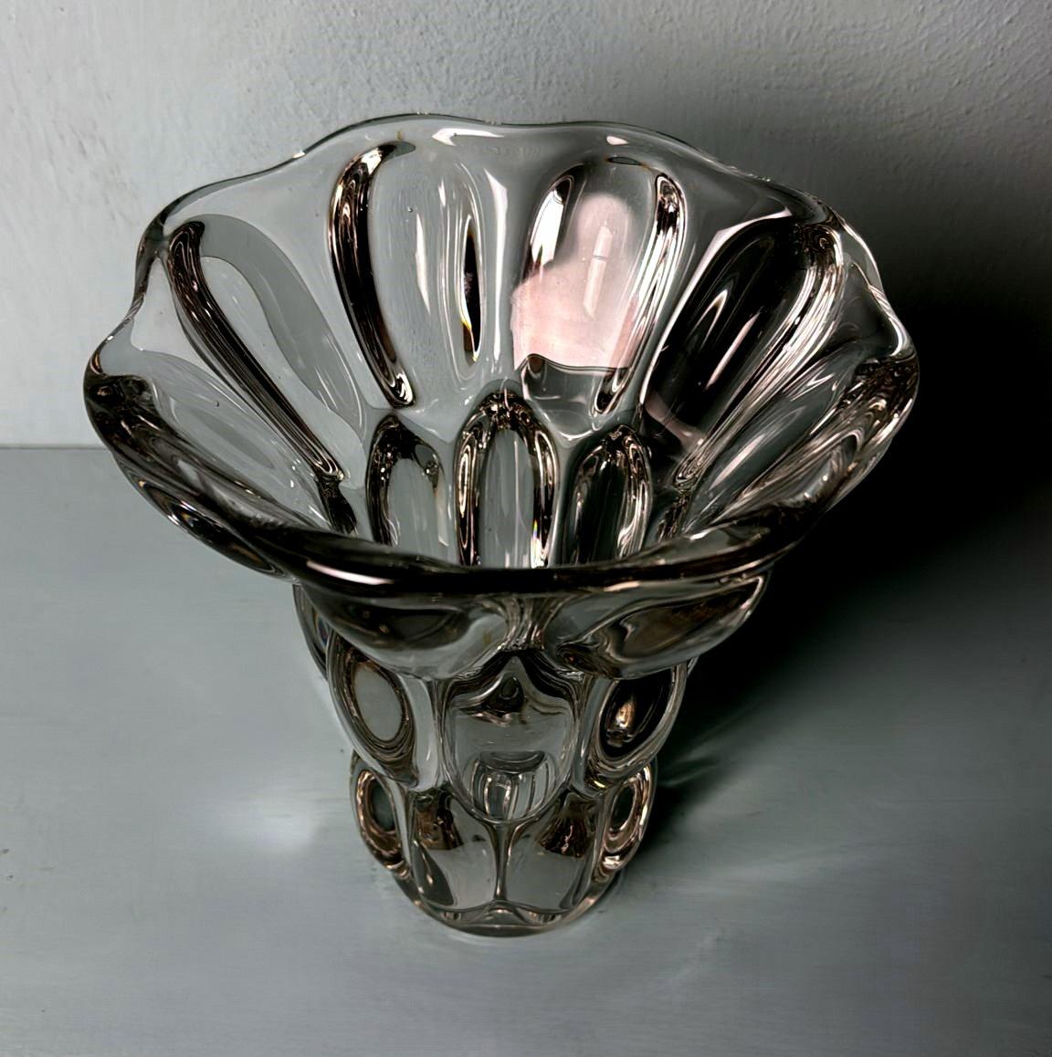 20th Century Art Deco, French Lead Crystal Vase In The Vannes-Le-Châtel Style