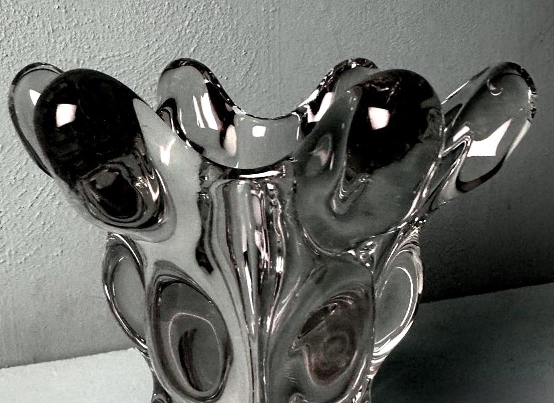 Vaso di cristallo al piombo francese Art Deco Style di Vannes-Le-Châtel in vendita 1