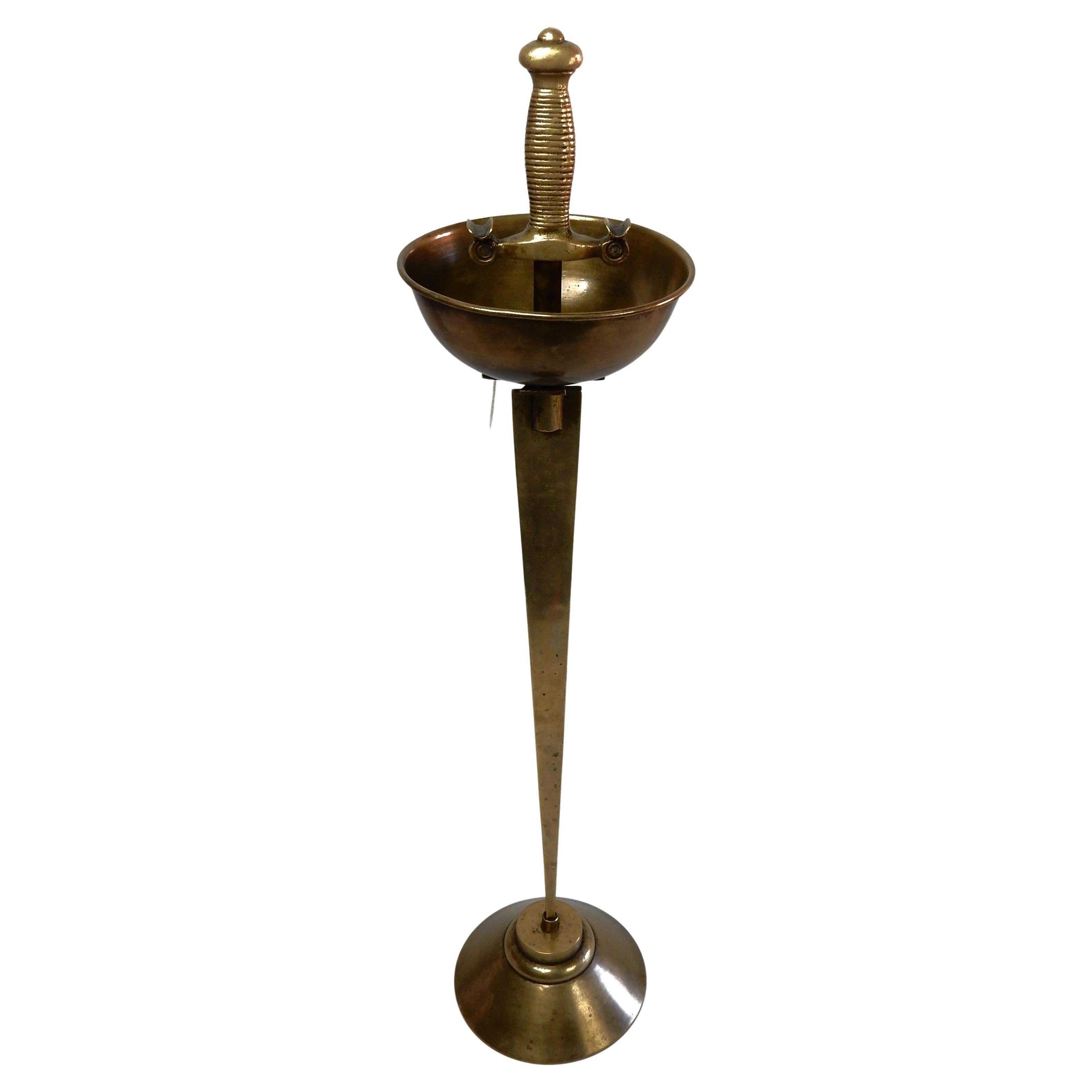 Bronzo Portacenere a forma di spada in bronzo Art Deco French Lounge Club in vendita