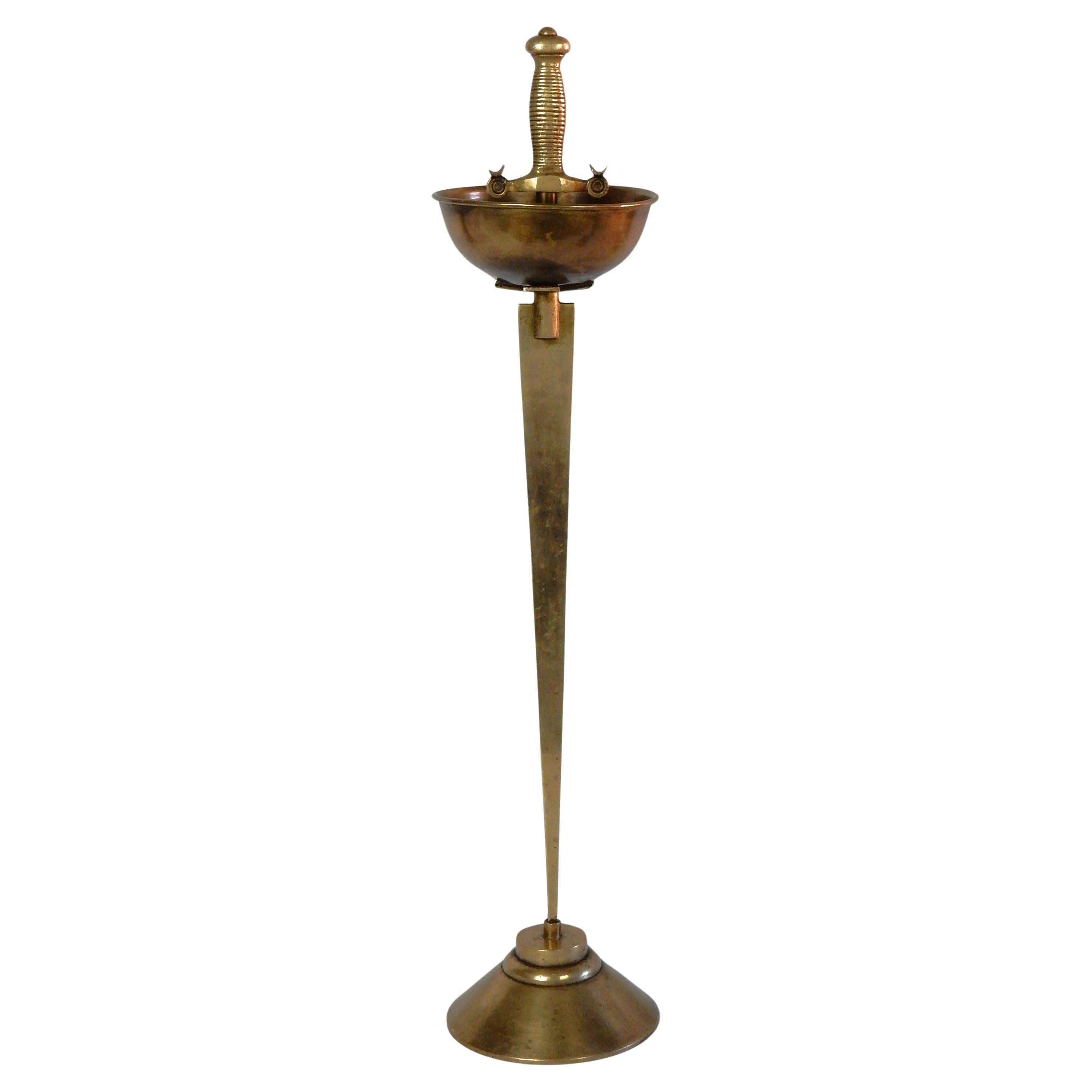 Portacenere a forma di spada in bronzo Art Deco French Lounge Club in vendita