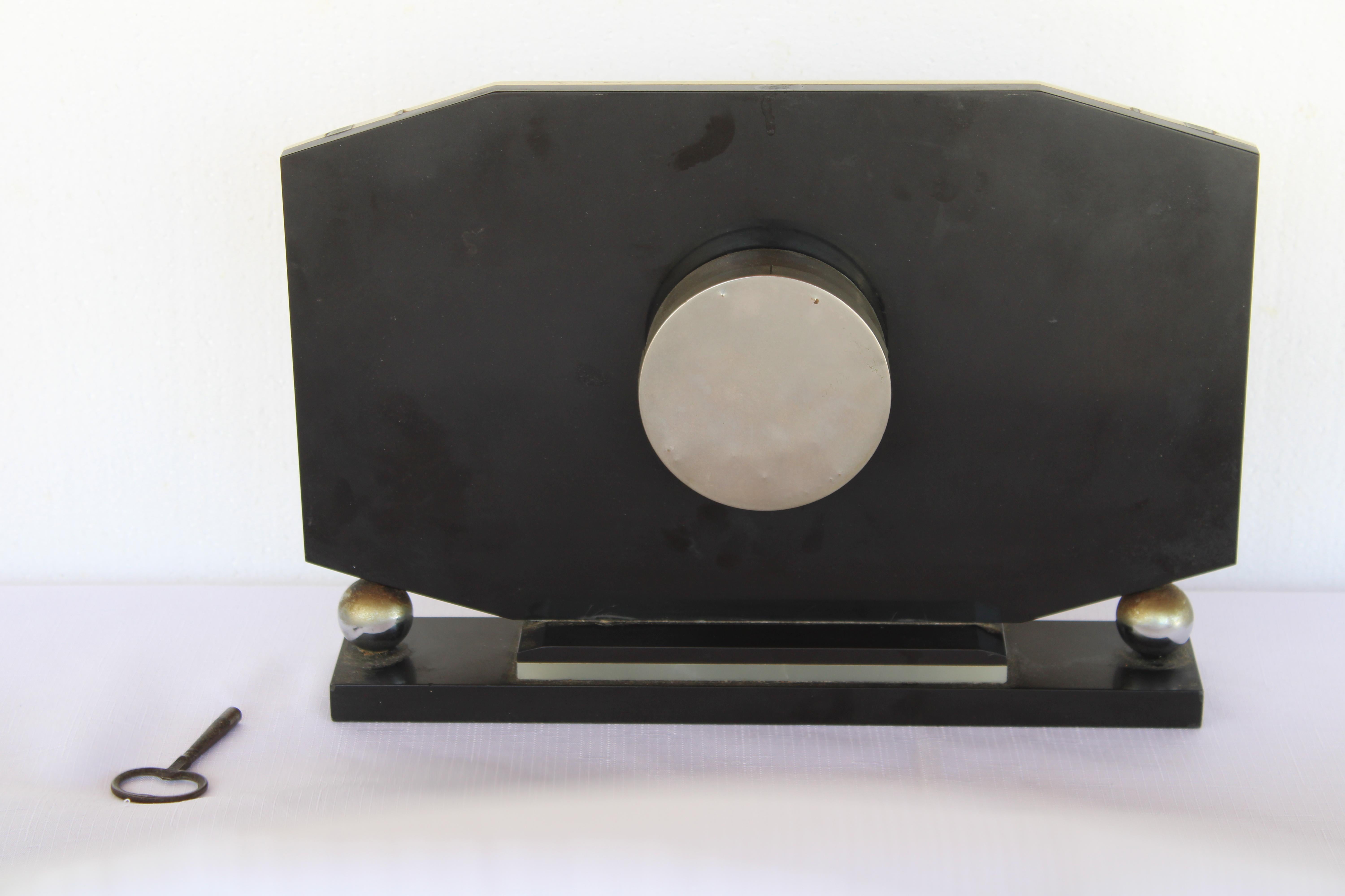Art Deco French Mantle Clock For Sale 2