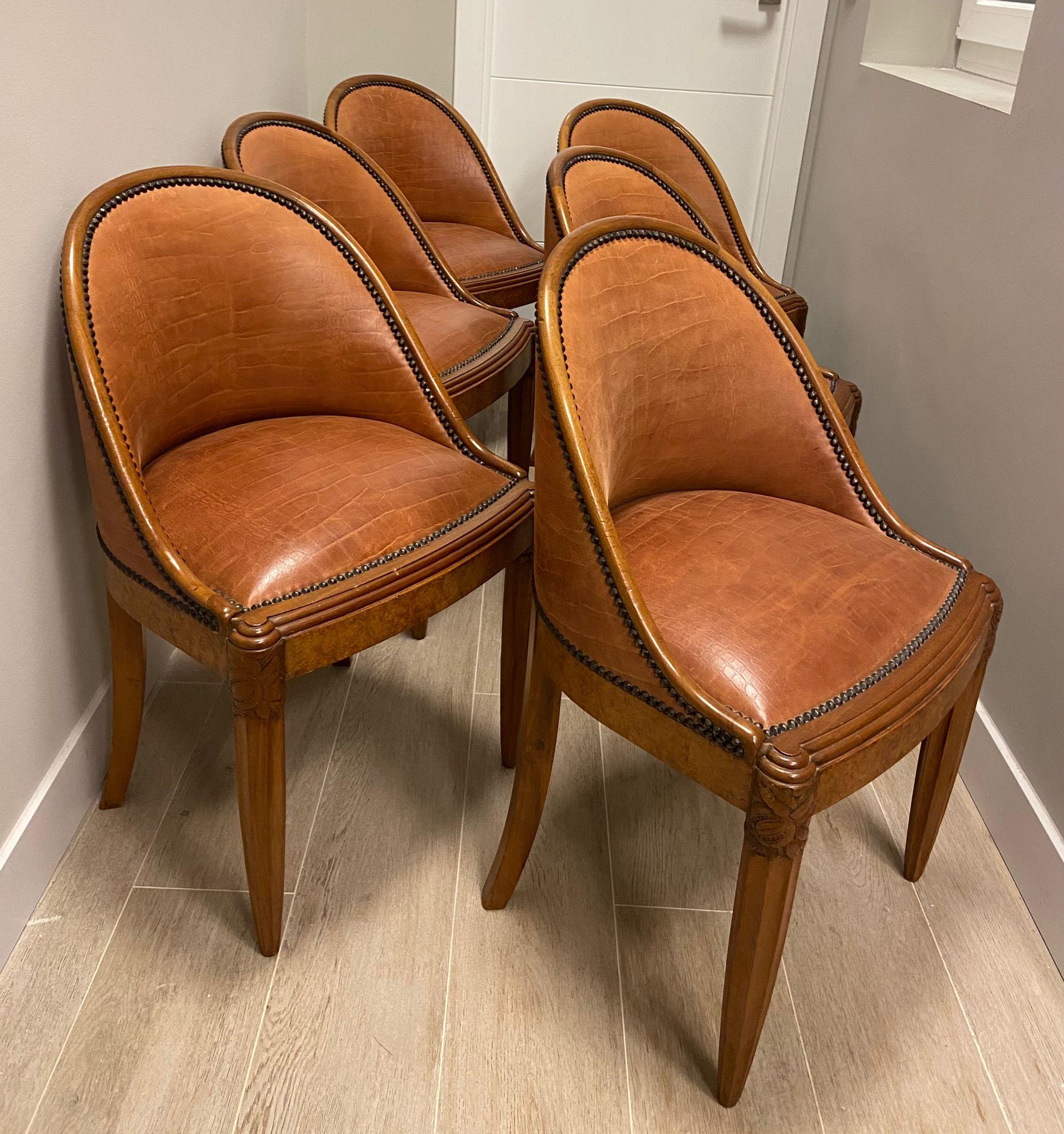 Hand-Crafted Art Deco French Mercier Frères Set of 6 Chairs Wood, Cognac Colour Leather