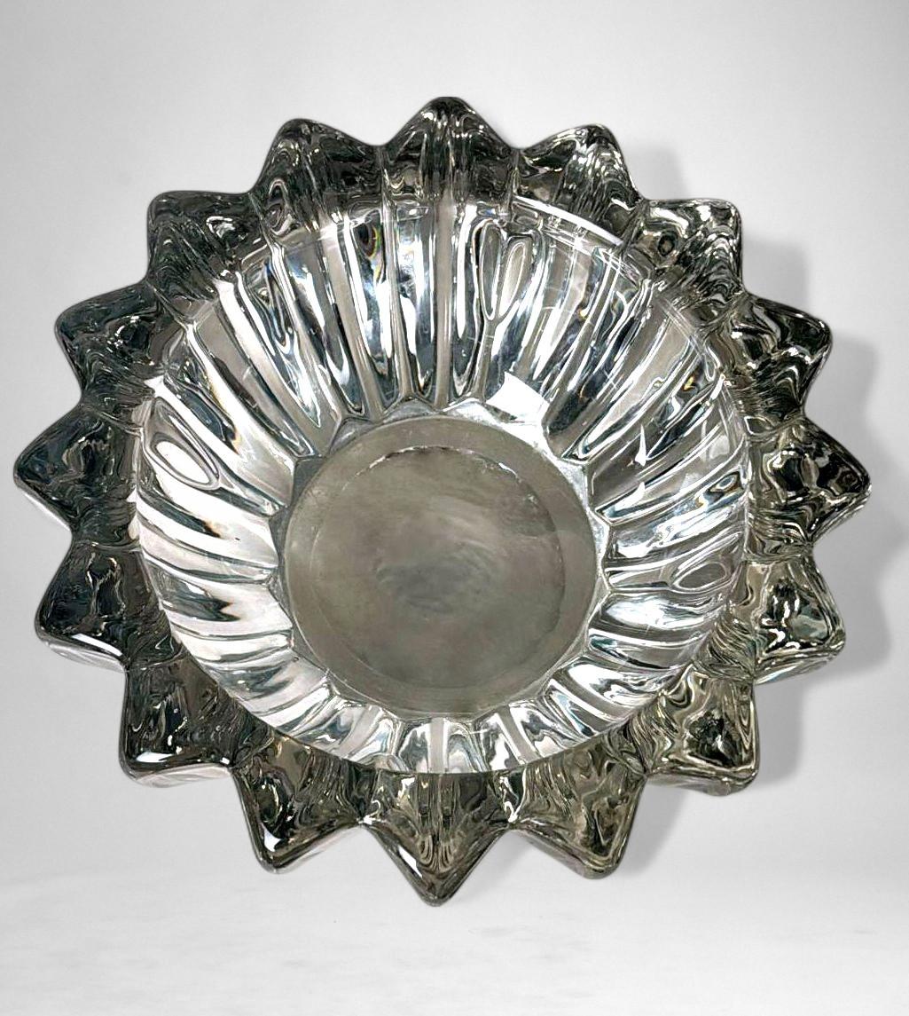 Pierre D'Avesn zugeschriebene Art Déco-Glasschale im Angebot 5